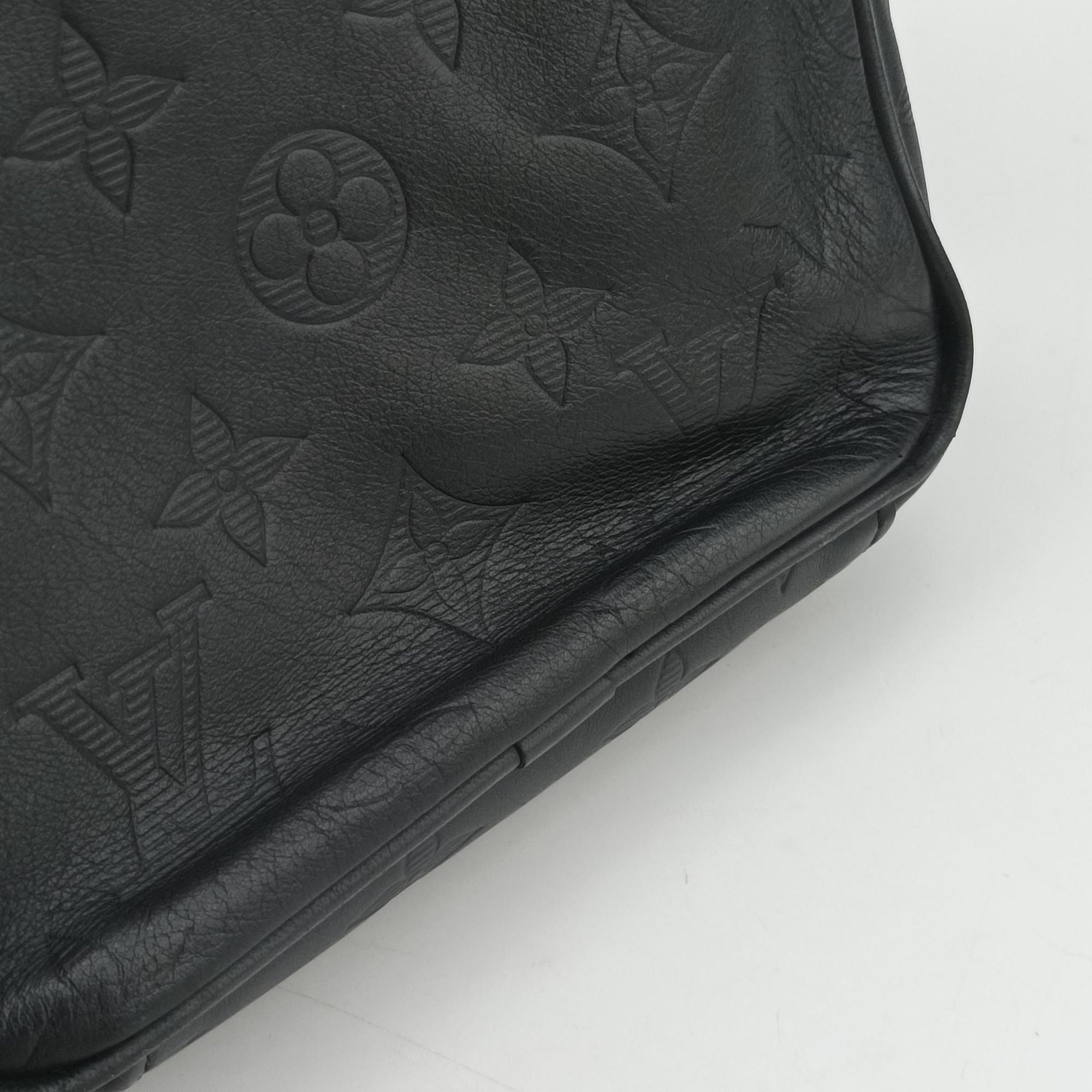 Danube PM Noir Monogram Shadow M43681 FO3118ダヌーヴ PM ノワール モノグラム シャドウ M43681 FO3118