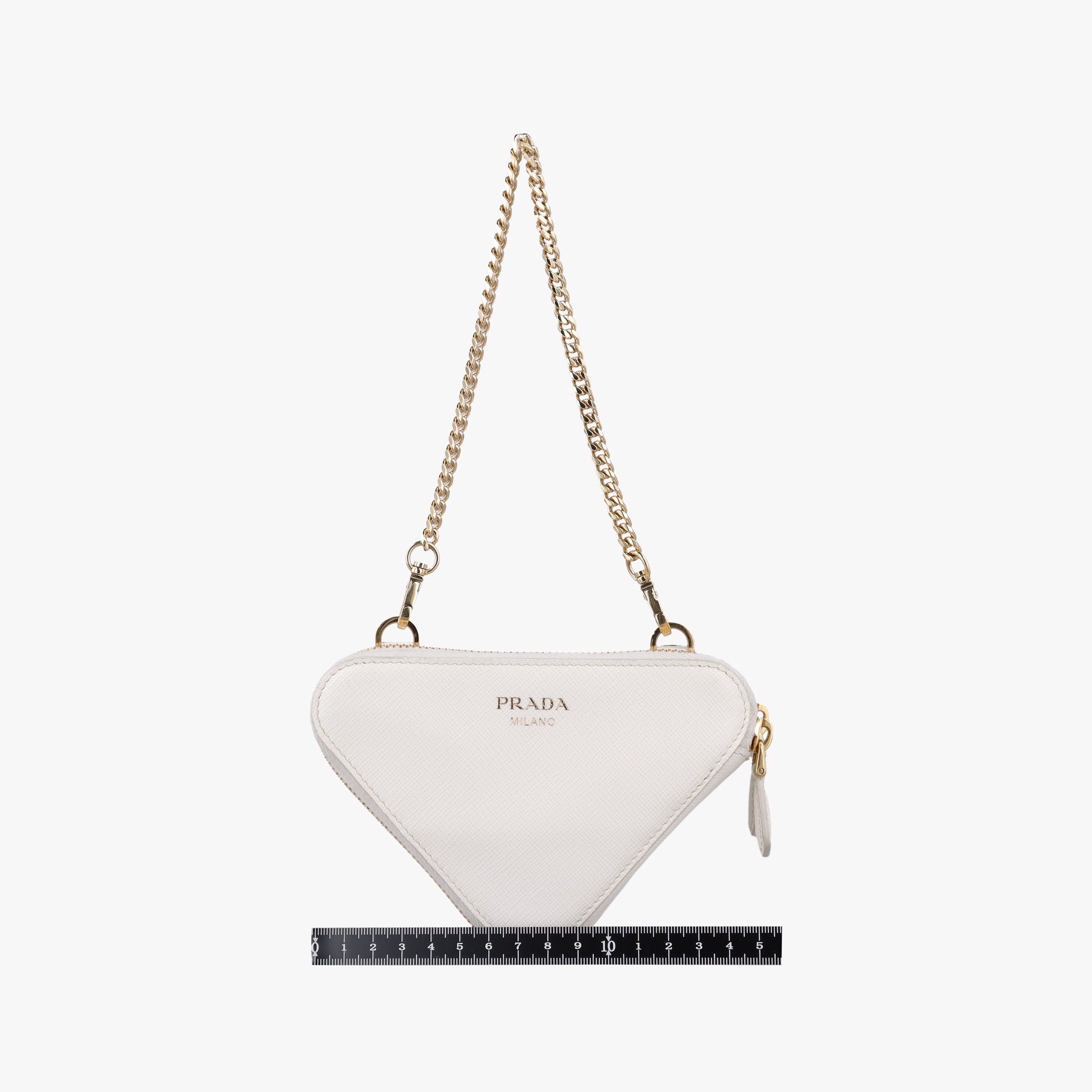 Triangle White Fur×SAFFIANO Leather 1NR015 62トライアングル ホワイト ファー×サフィアーノレザー 1NR015 62