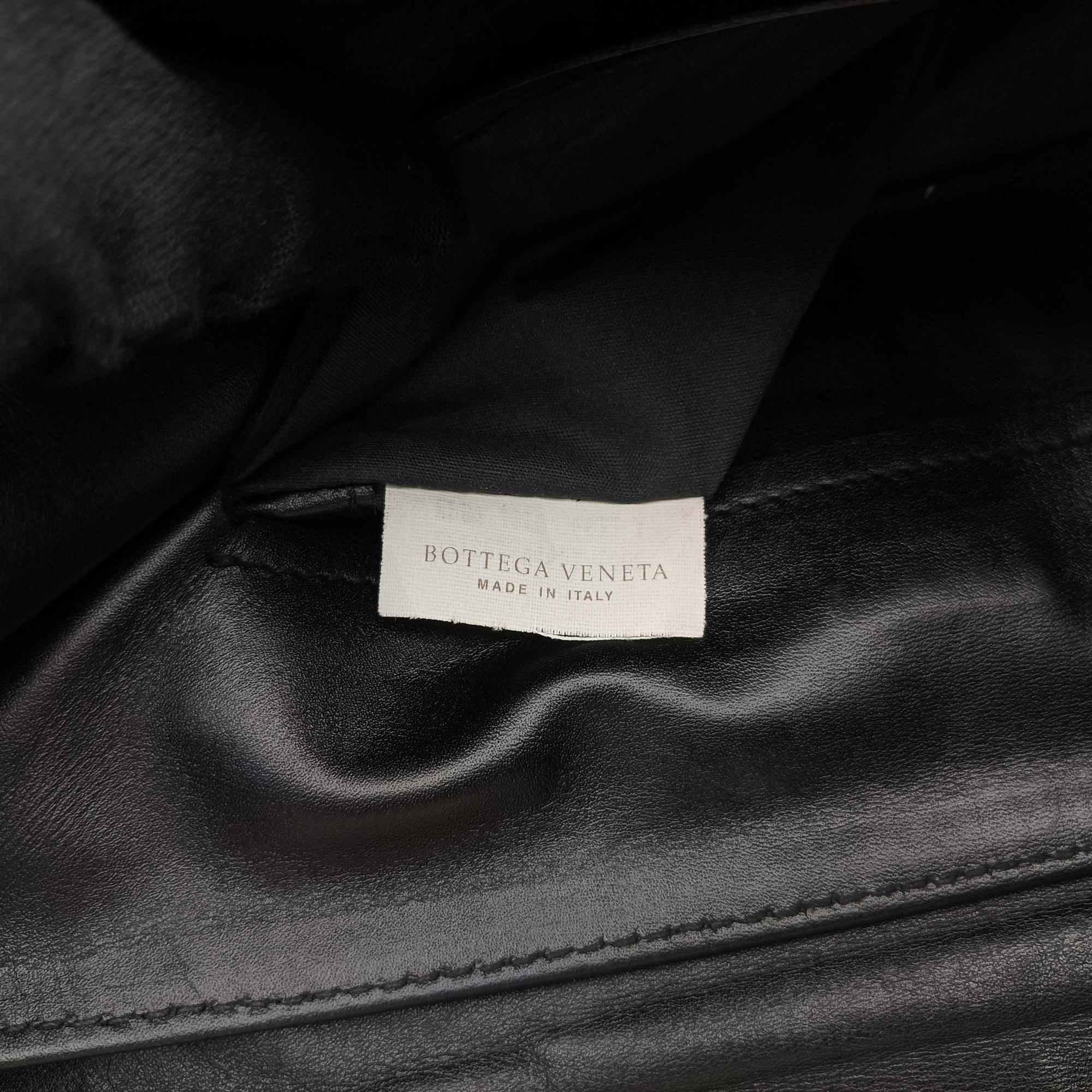 Intrecciato Black lambskin 221065 V4651 1000 EPEV 2010 6621 Aイントレチャート ブラック ラムスキン 221065 V4651 1000 EPEV 2010 6621 A