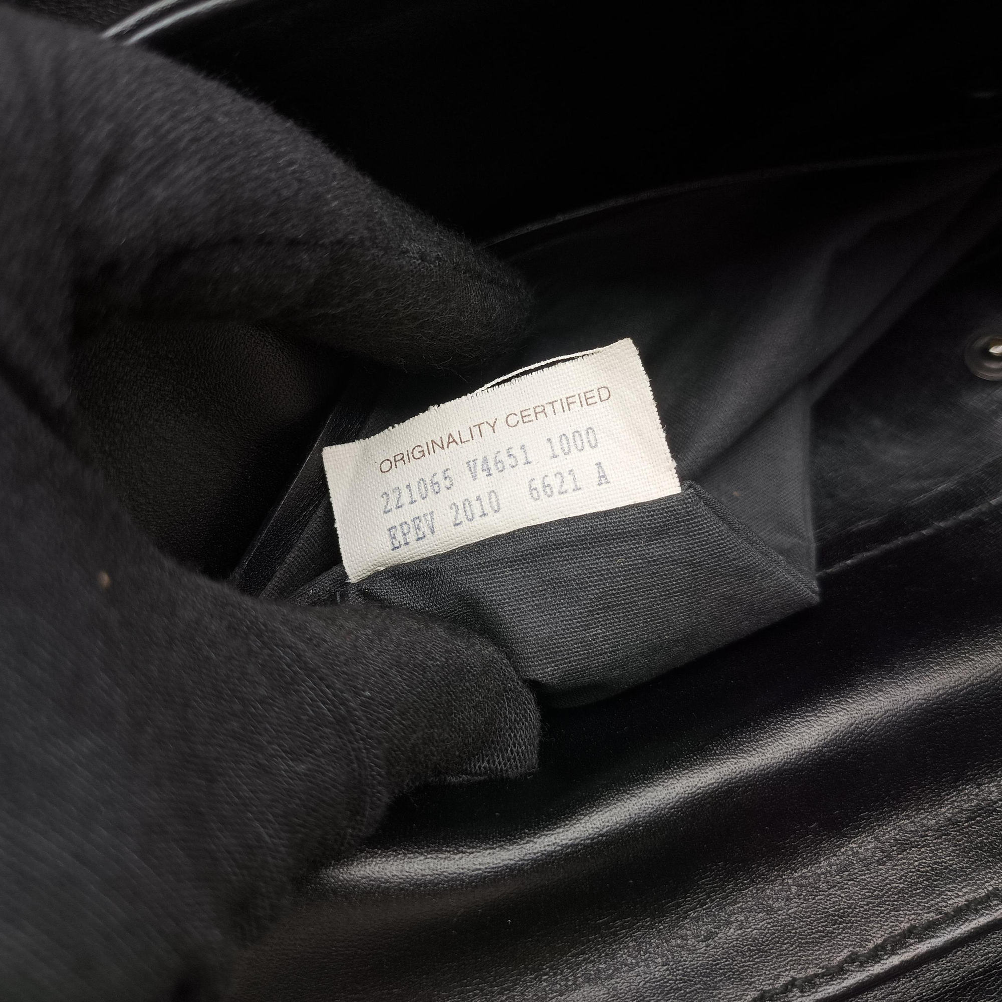 Intrecciato Black lambskin 221065 V4651 1000 EPEV 2010 6621 Aイントレチャート ブラック ラムスキン 221065 V4651 1000 EPEV 2010 6621 A
