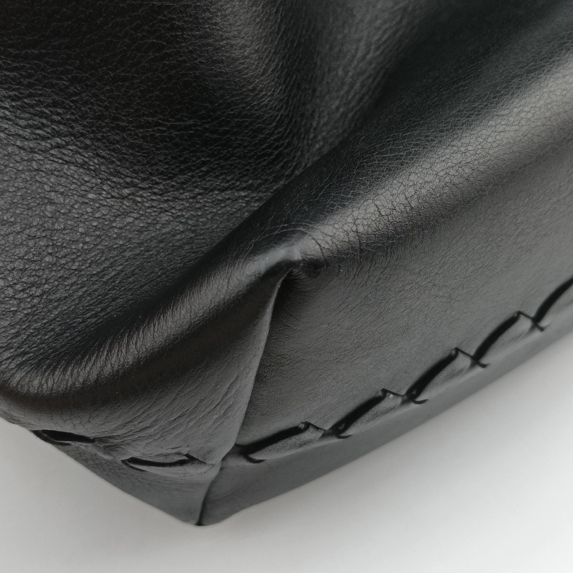 Intrecciato Black lambskin 221065 V4651 1000 EPEV 2010 6621 Aイントレチャート ブラック ラムスキン 221065 V4651 1000 EPEV 2010 6621 A