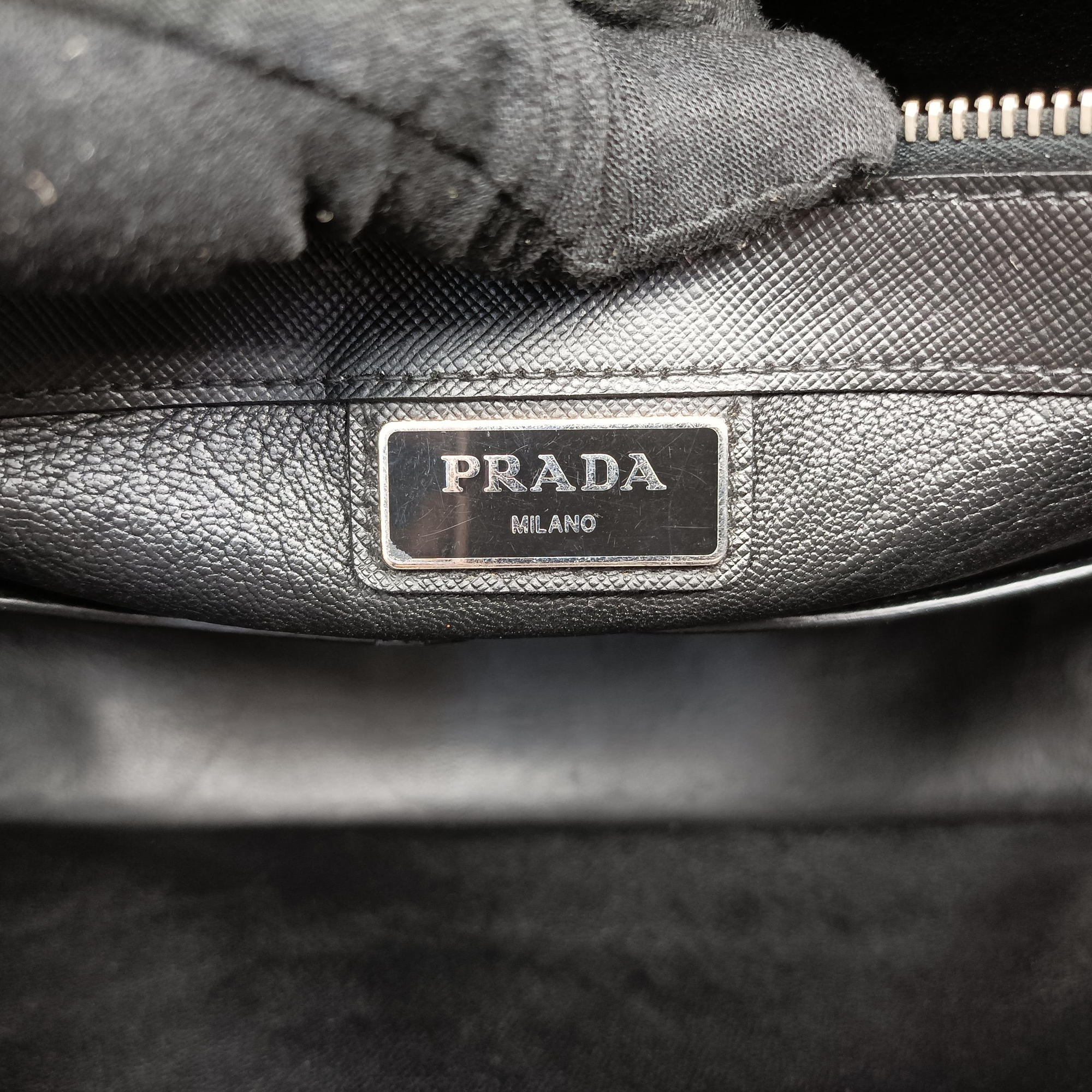 Triangle Logo Plate Black Saffiano Leather 31/X 173三角 ロゴ プレート ブラック サフィアーノレザー 31/X 173