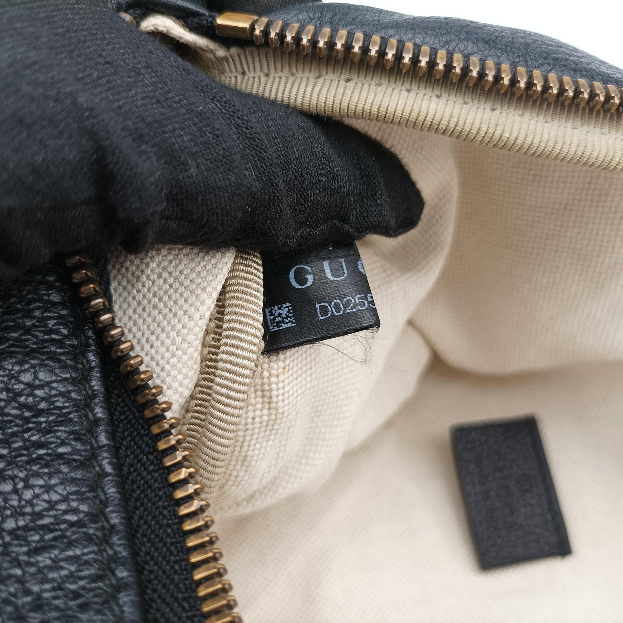 Print Black Leather 530412 D025598413グッチプリント ブラック レザー 530412 D025598413