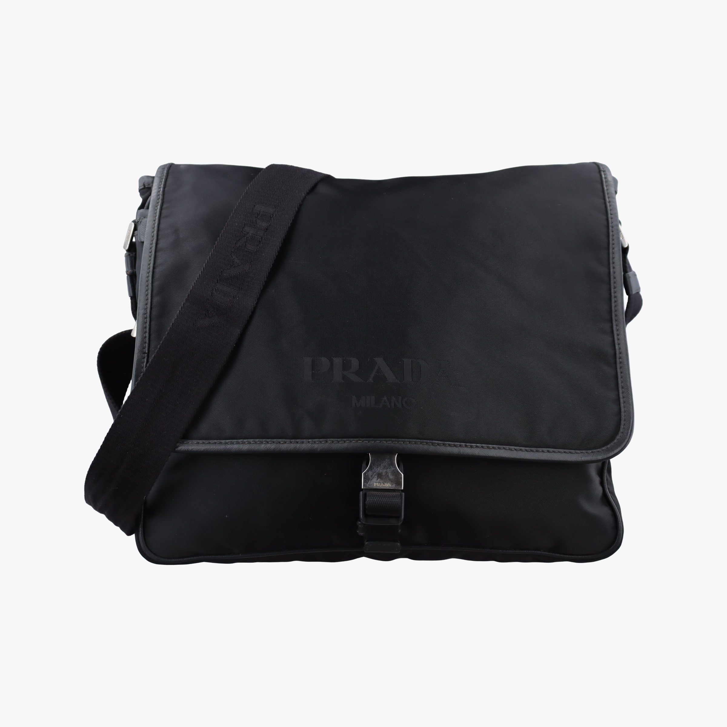 Vela Messenger Bag Black Nylon V166 204ヴェラ メッセンジャーバッグ ブラック ナイロン V166 204