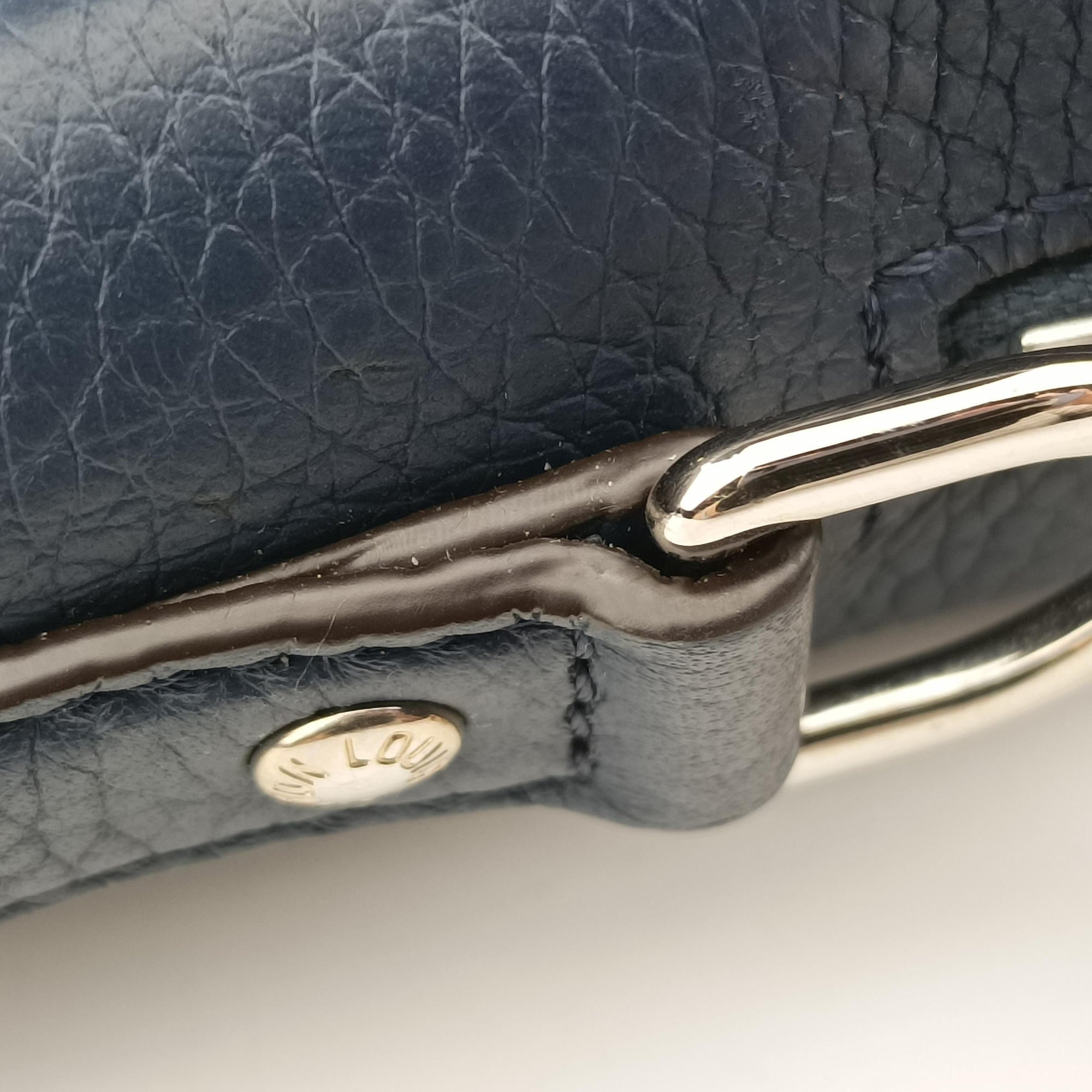 Taurillon Armand Briefcase Navy Leather M54380 UB2198トリヨン アルマンド ブリーフケース ネイビー レザー M54380 UB2198