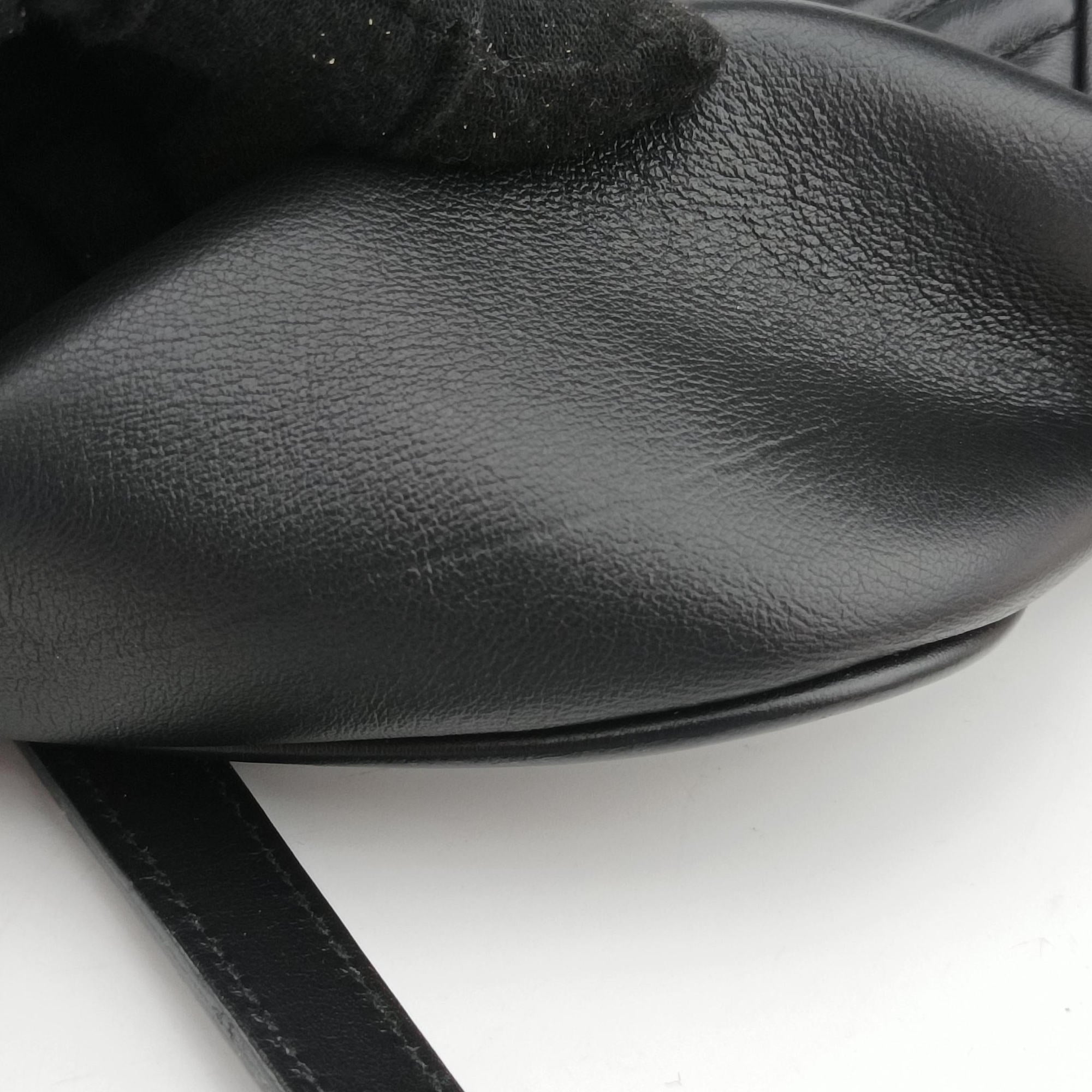 GG Marmont Black Leather 447632 A026238899GGマーモント ブラック レザー 447632 A026238899