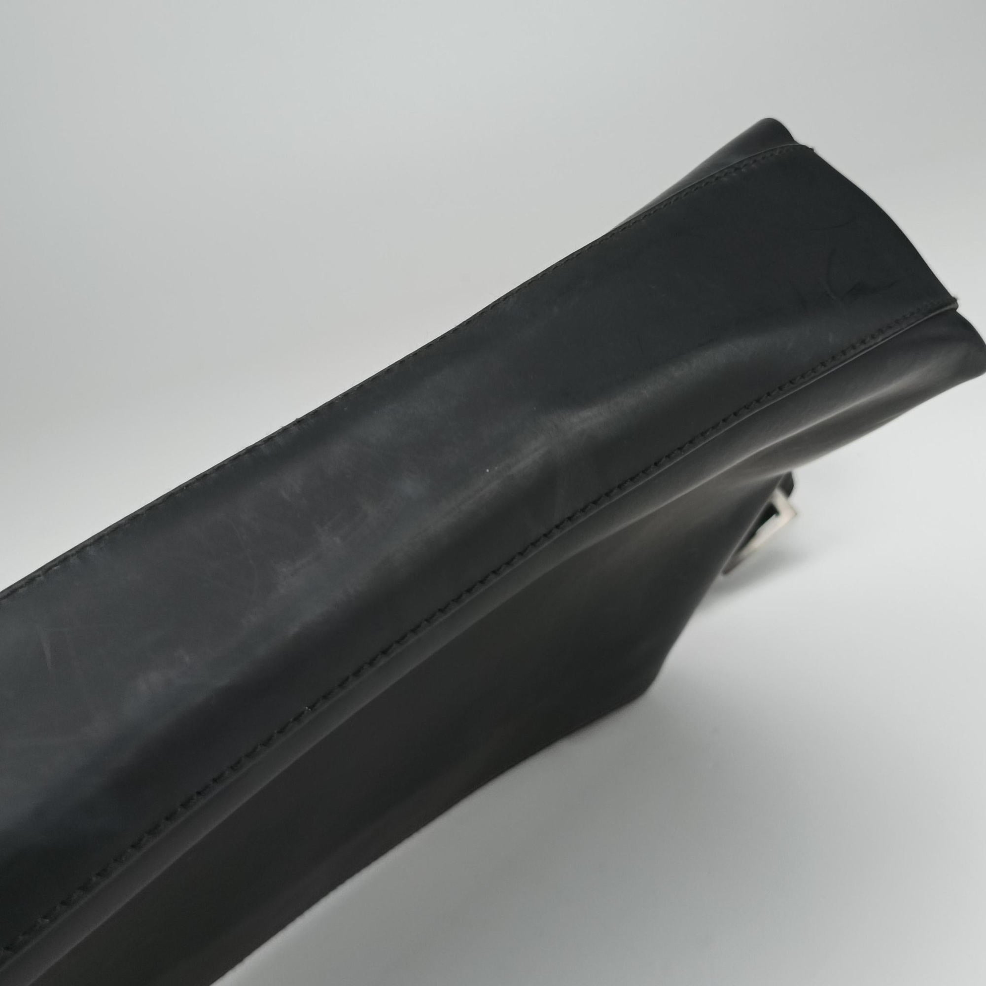 Minimalist Hobo Black leather 001.3300 1781ミニマリスト ホーボー ブラック レザー 001.3300 1781