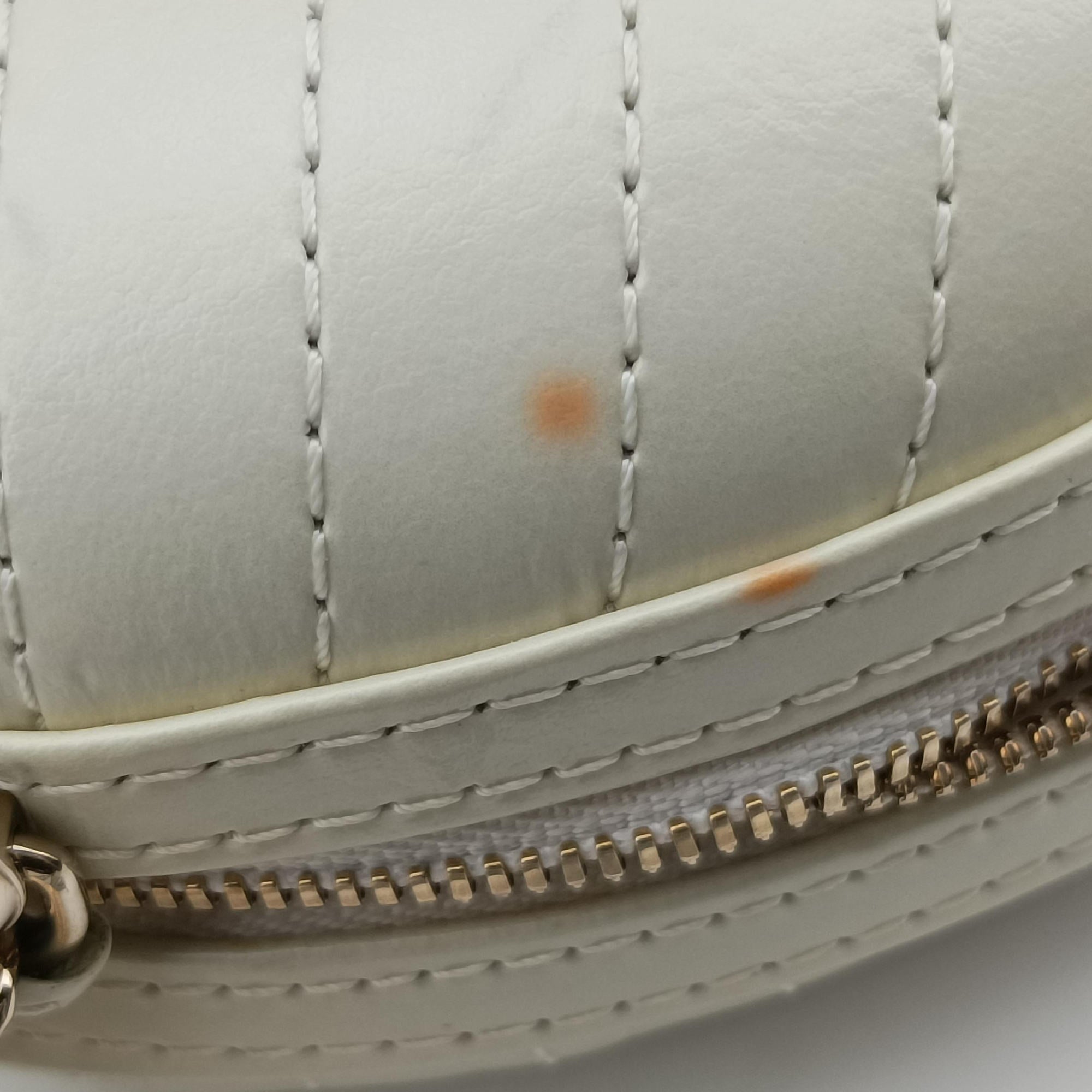 LA PAUSA Shiny Chevron Oval Tassel White Leather AS0204 26943915ラパウザ Vステッチ フリンジ ホワイト レザー AS0204 26943915