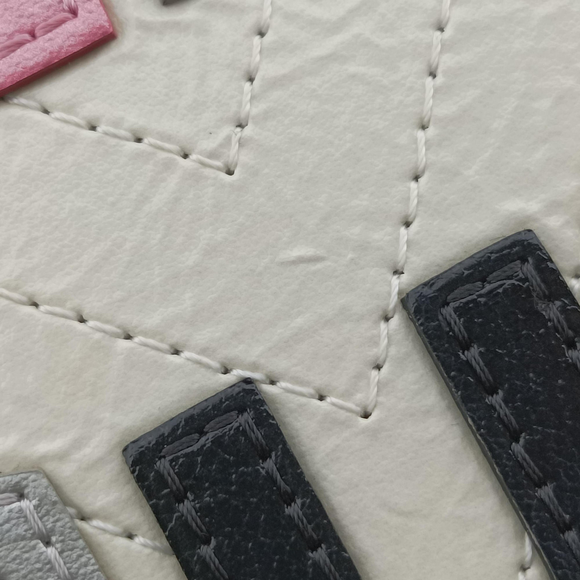 LA PAUSA Shiny Chevron Oval Tassel White Leather AS0204 26943915ラパウザ Vステッチ フリンジ ホワイト レザー AS0204 26943915
