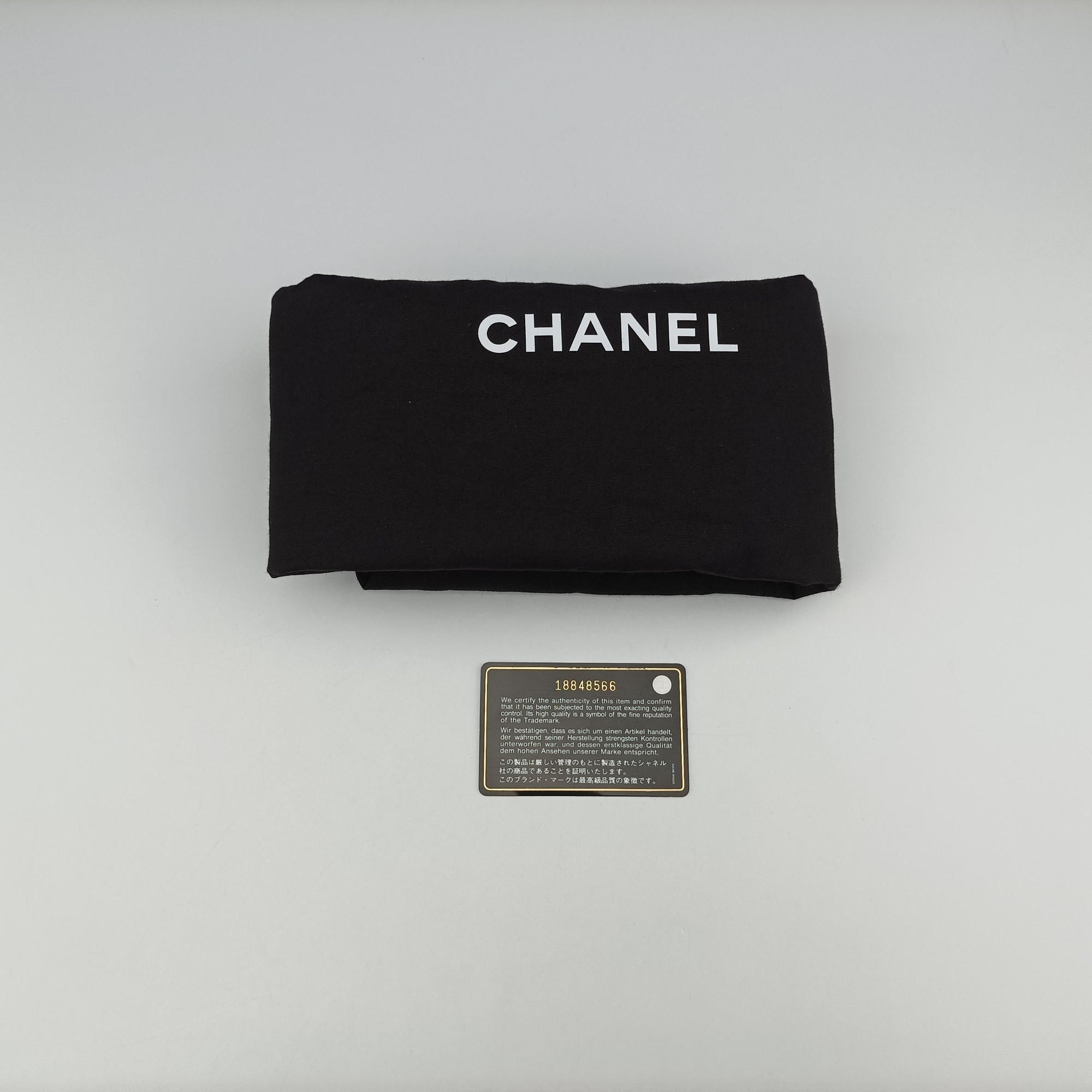 BOY CHANEL Red Leather A67947 18848566ボーイシャネル レッド レザー A67947 18848566