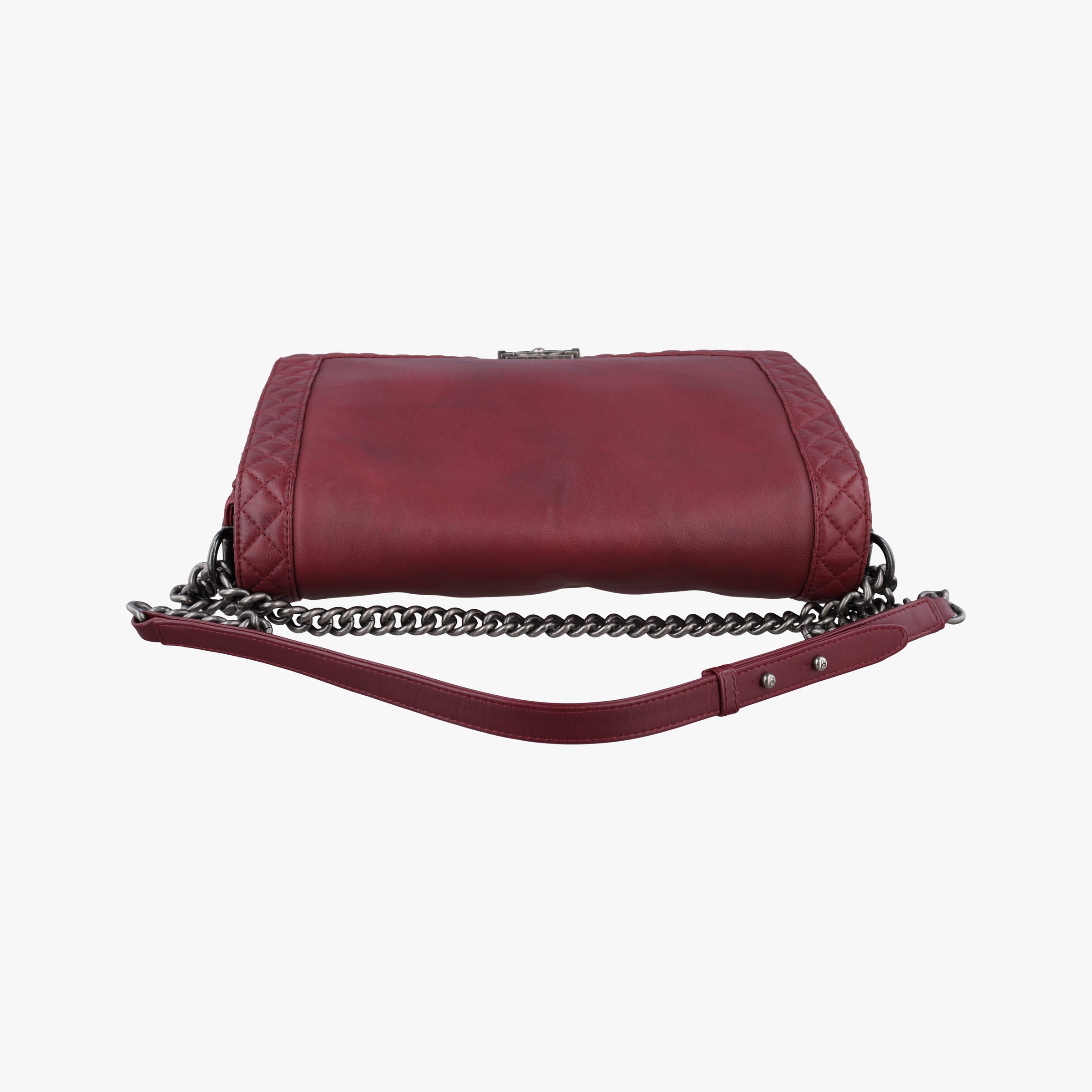 BOY CHANEL Red Leather A67947 18848566ボーイシャネル レッド レザー A67947 18848566