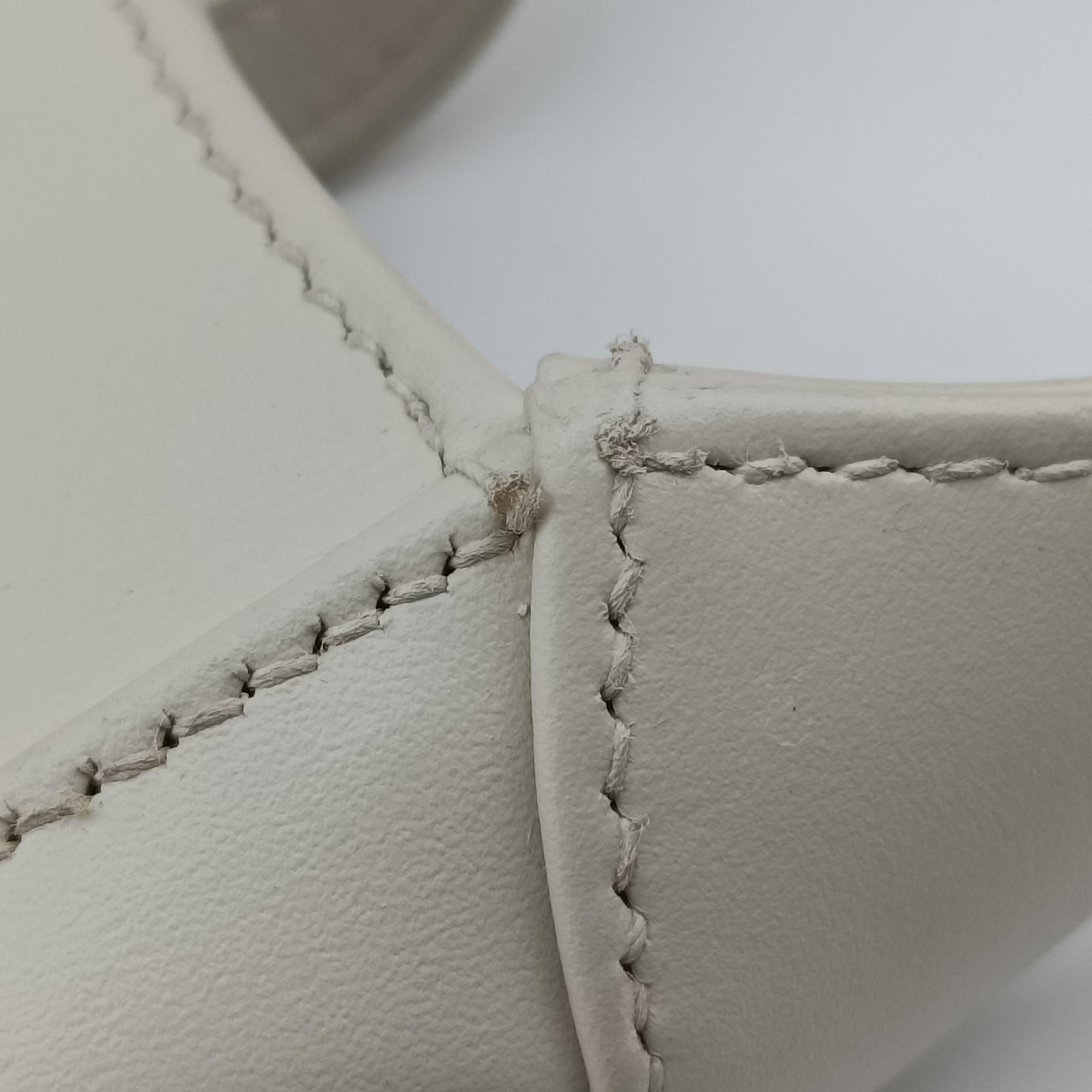 JACKIE 1961 White Leather 637091 B034073590ジャッキー 1961 ホワイト レザー 637091 B034073590