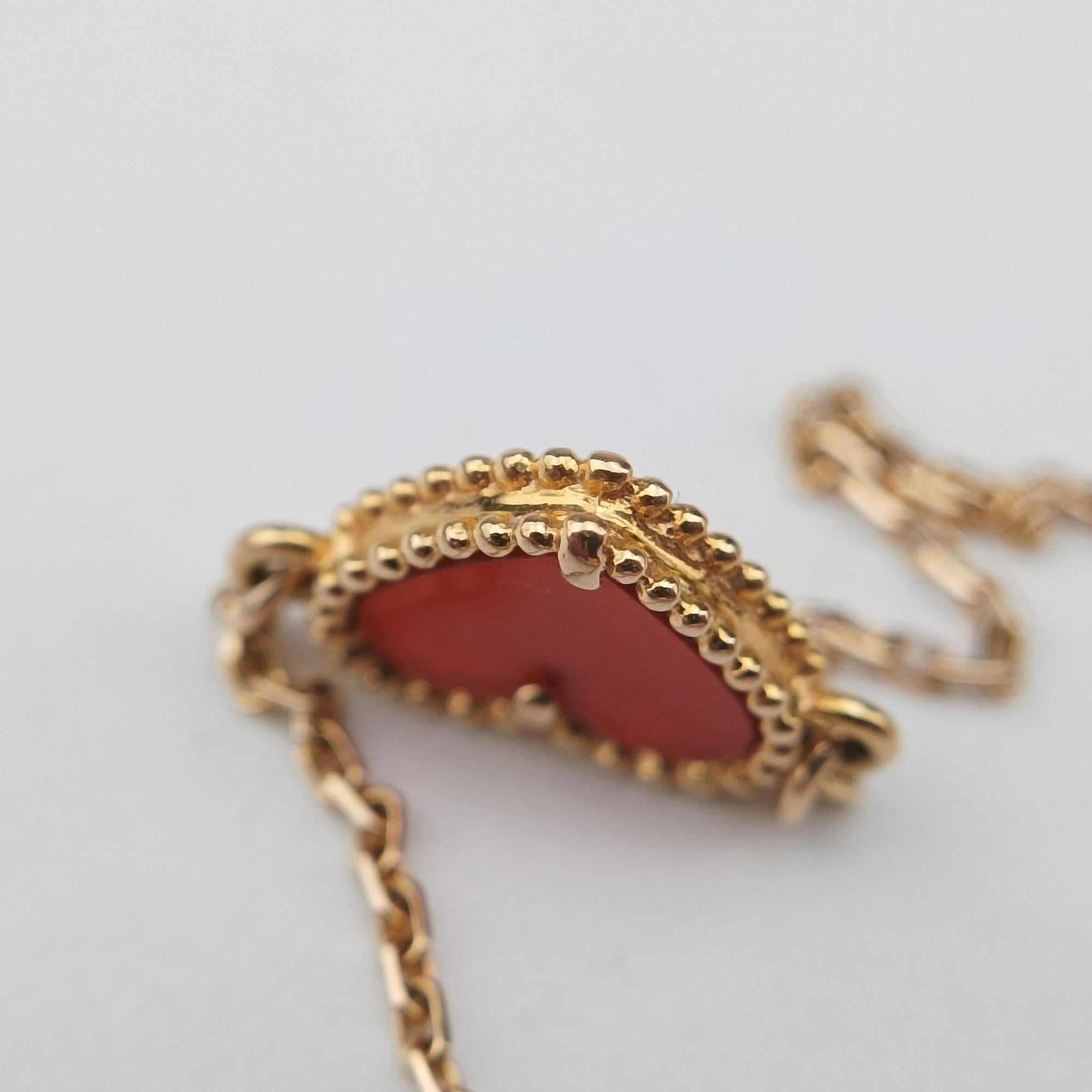 Sweet Alhambra Red×Rose Gold AU750 ARN59L00 JE131635スウィート アルハンブラ ホワイト×ローズゴールド AU750 ARN59L00 JE131635