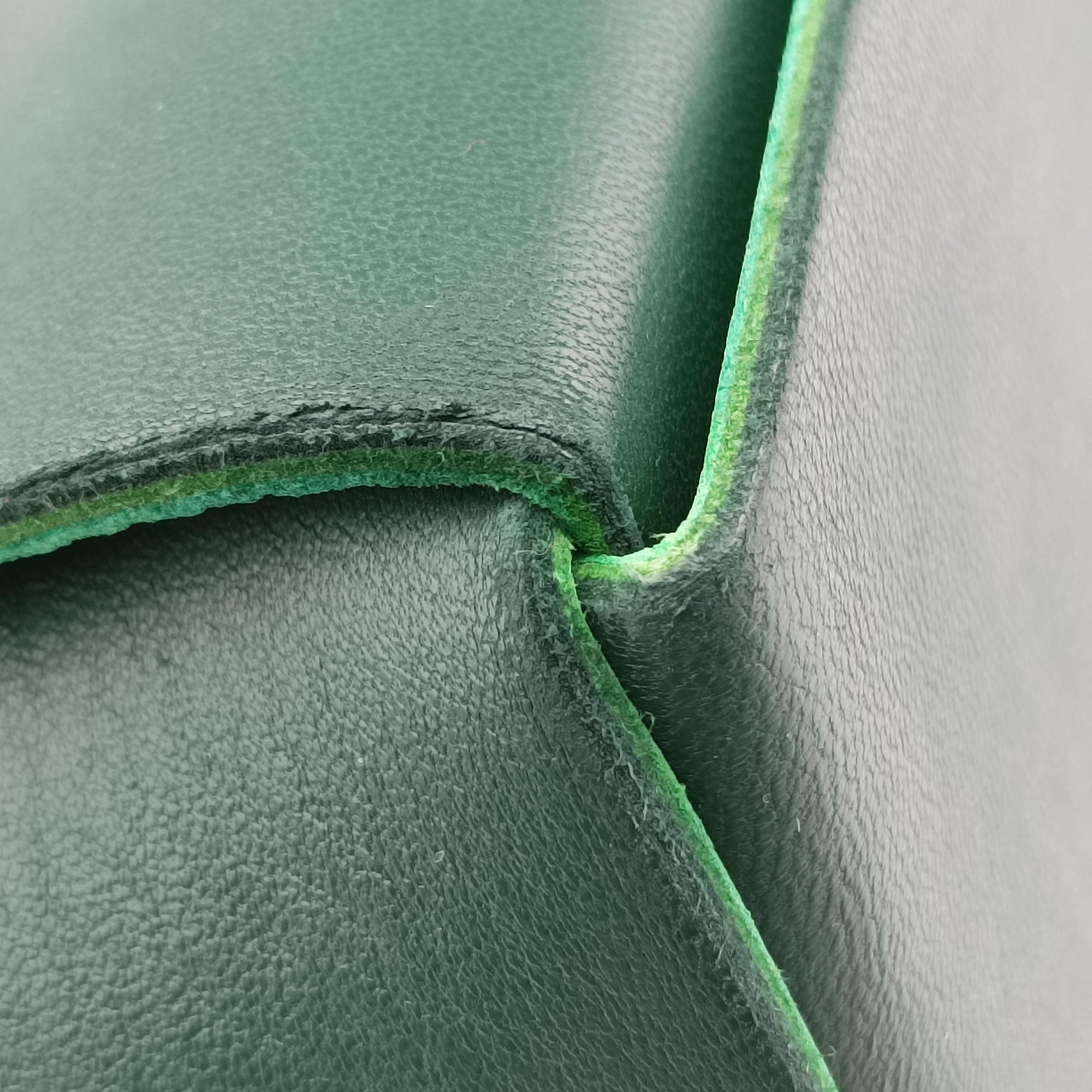 THE ARCO Tote Green lambskin B09319876Wミディアム ザ アルコ トート グリーン ラムスキン B09319876W