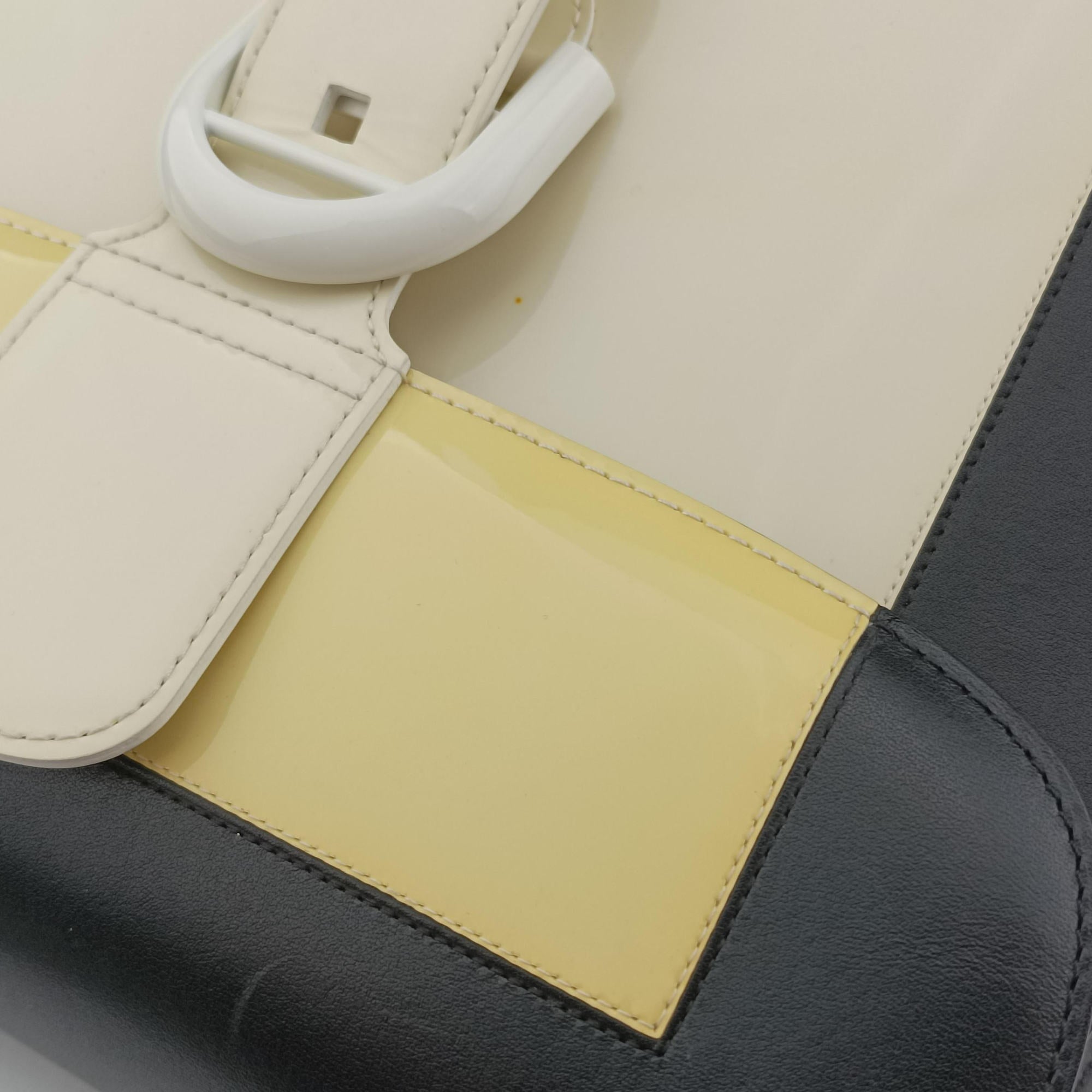 Brillant Black × ivory Leather × patent leather I40Bブリヨン ブラック × アイボリー レザー × パテントレザー I40B