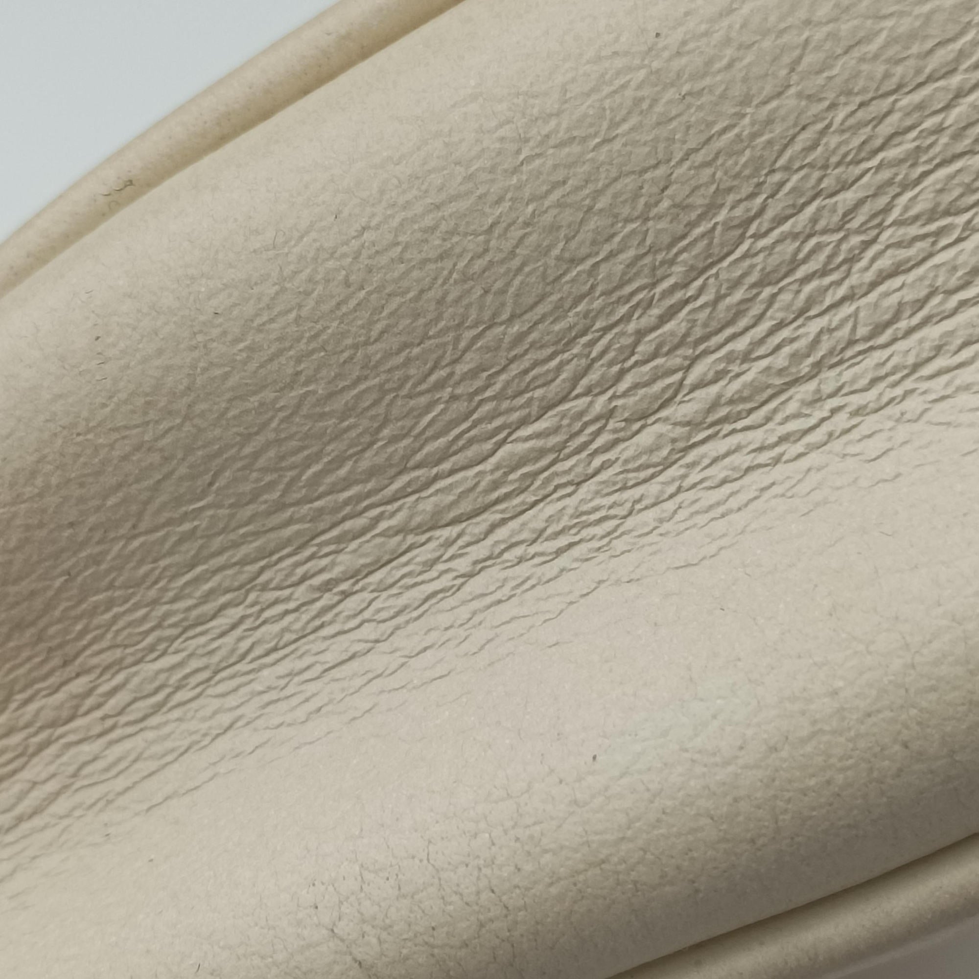 GG Marmont White Leather 550154 I028986714GGマーモント ホワイト レザー 550154 I028986714