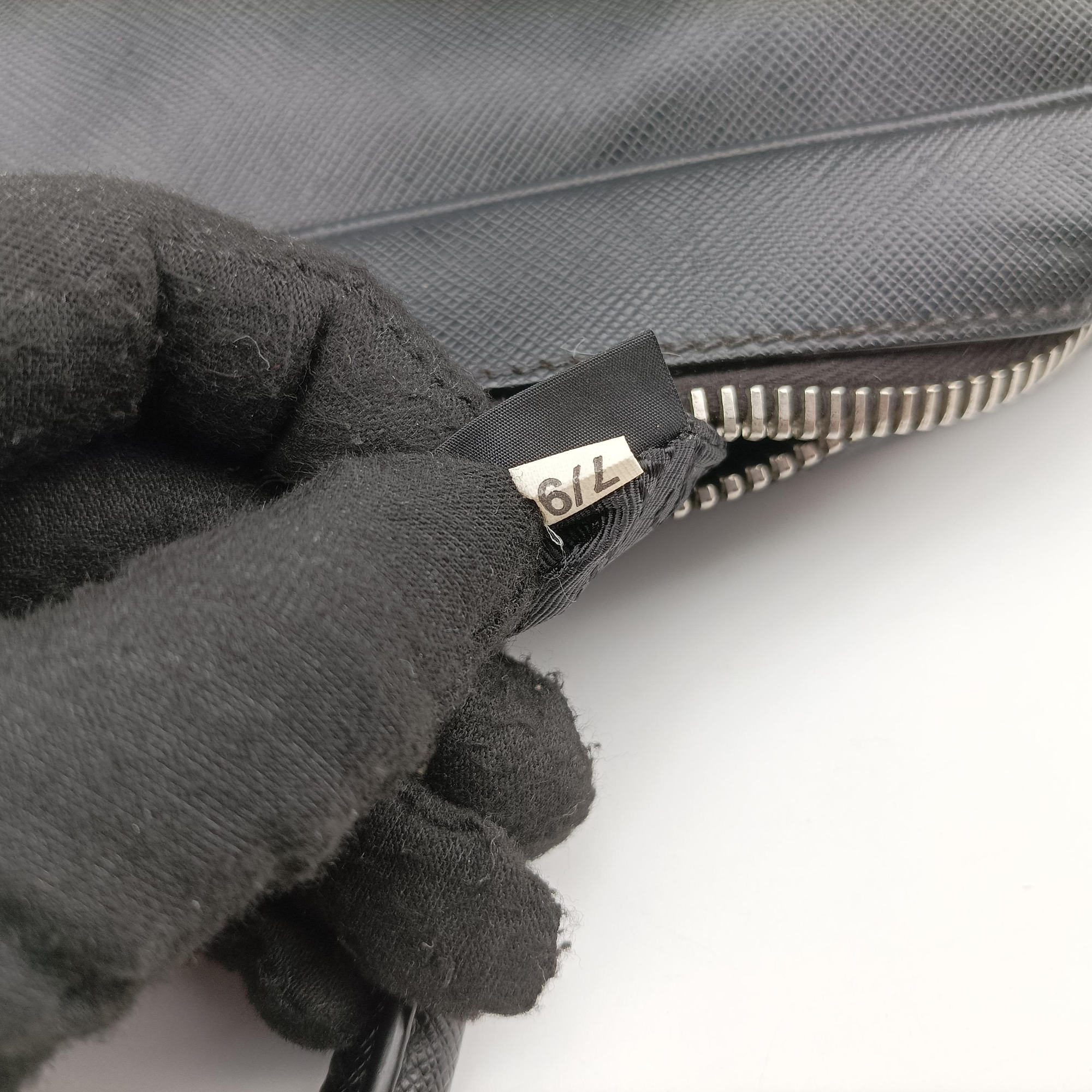 business bag briefcase Black SAFFIANO Leather 2VE363 7/9ビジネスバッグ ブリーフケース ブラック サフィアーノレザー 2VE363 7/9