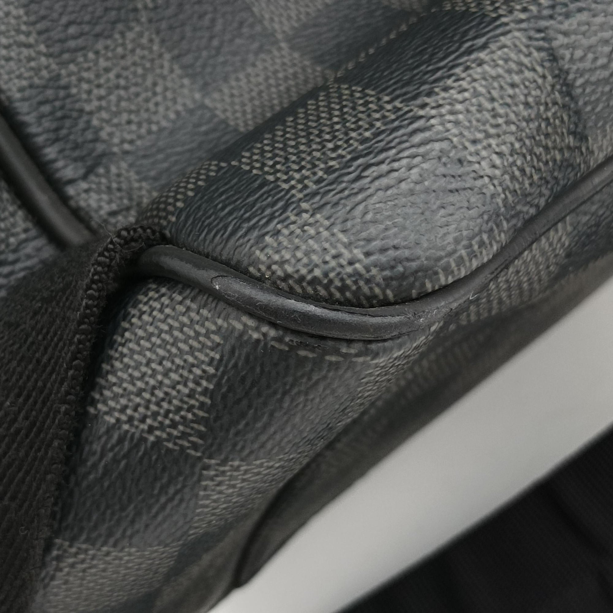 Josh Noir Damier Graphite N41473 TJ4126ジョッシュ ノワール ダミエグラフィット N41473 TJ4126