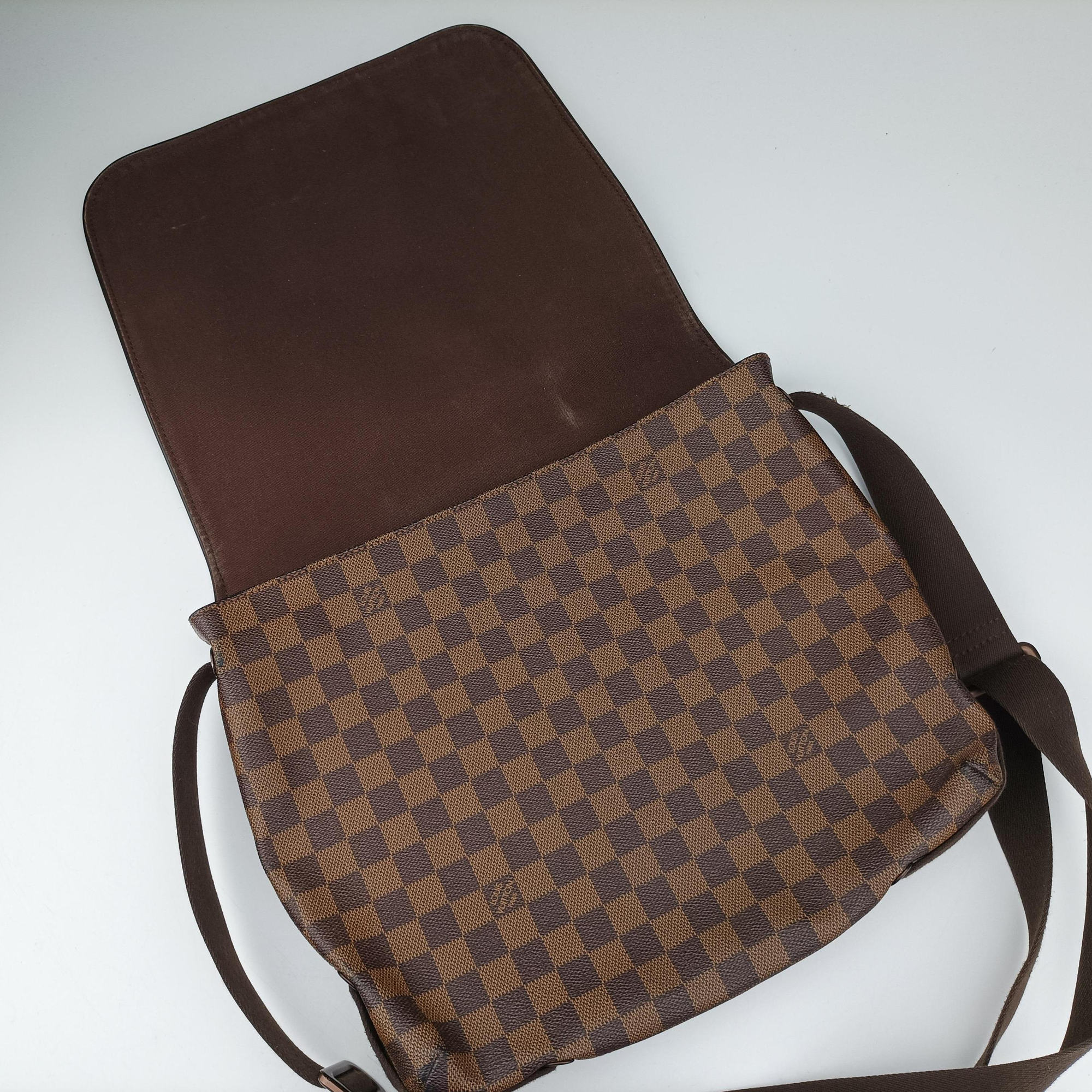 BROOKLYN MM EBENE Damier Canvas N51211 CA0190ブルックリンMM エベヌ ダミエキャンバス N51211 CA0190