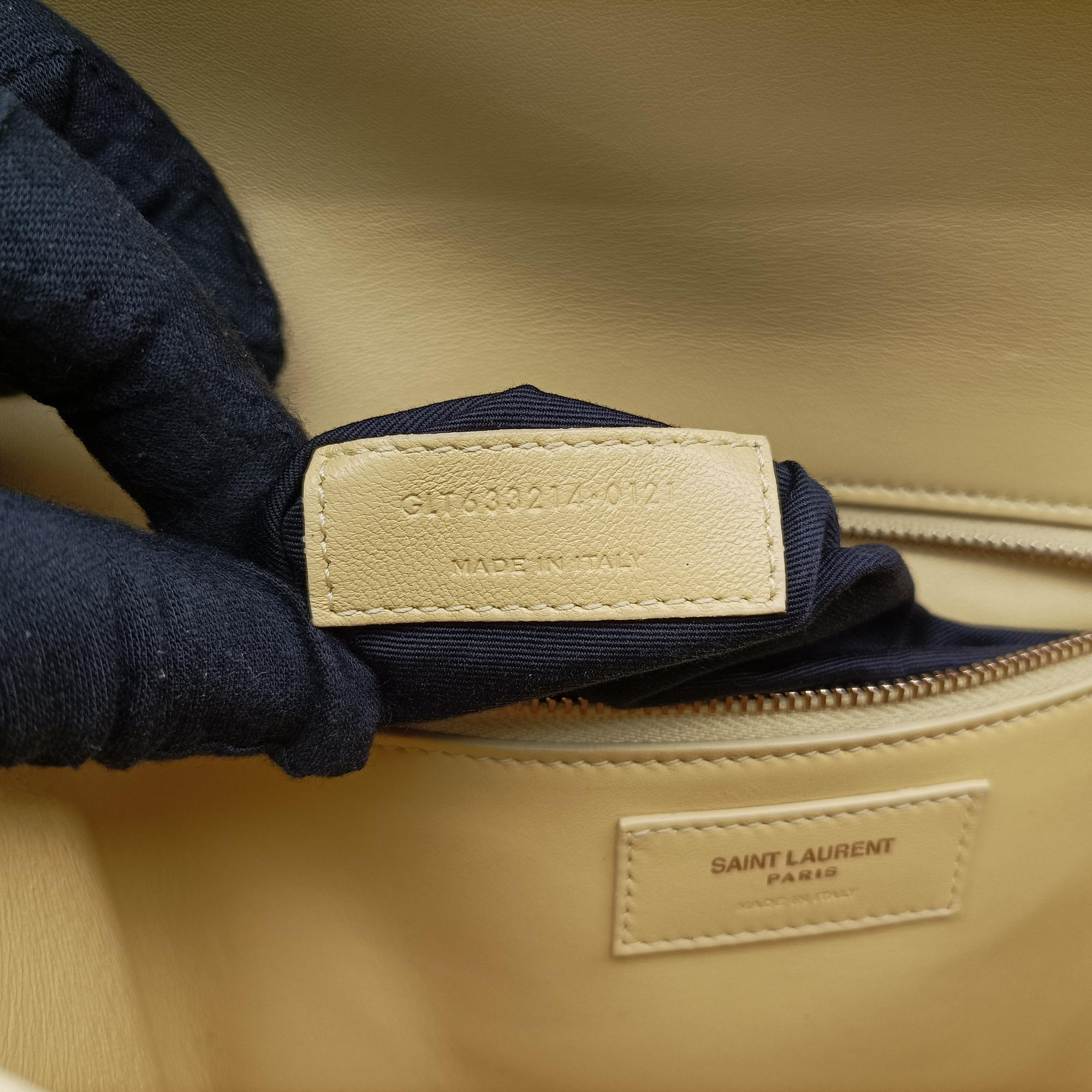 LE Carre TAUPE BOX Yellow Leather GLT633214.0121ル カレ トープボックス イエロー レザー GLT633214.0121