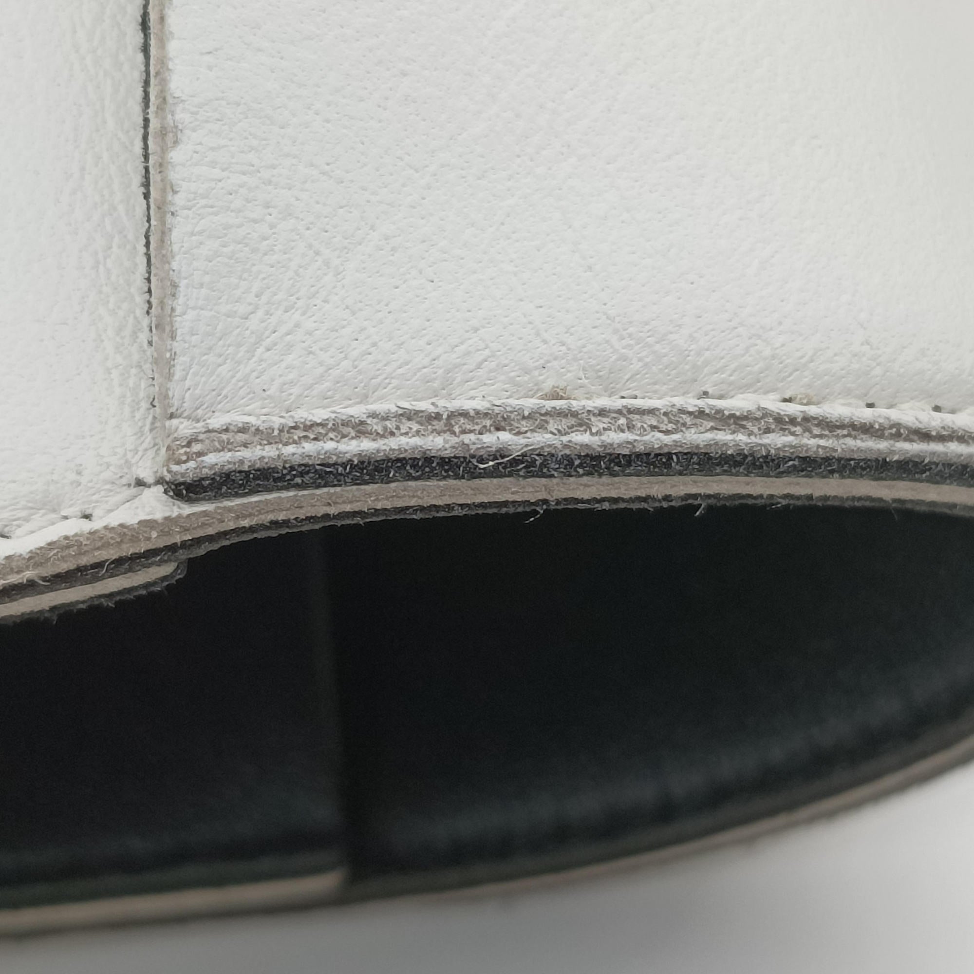 THE ARCO Tote White lambskin B09591052H IC Chipザ アルコ トート ホワイト ラムスキン B09591052H ICチップ