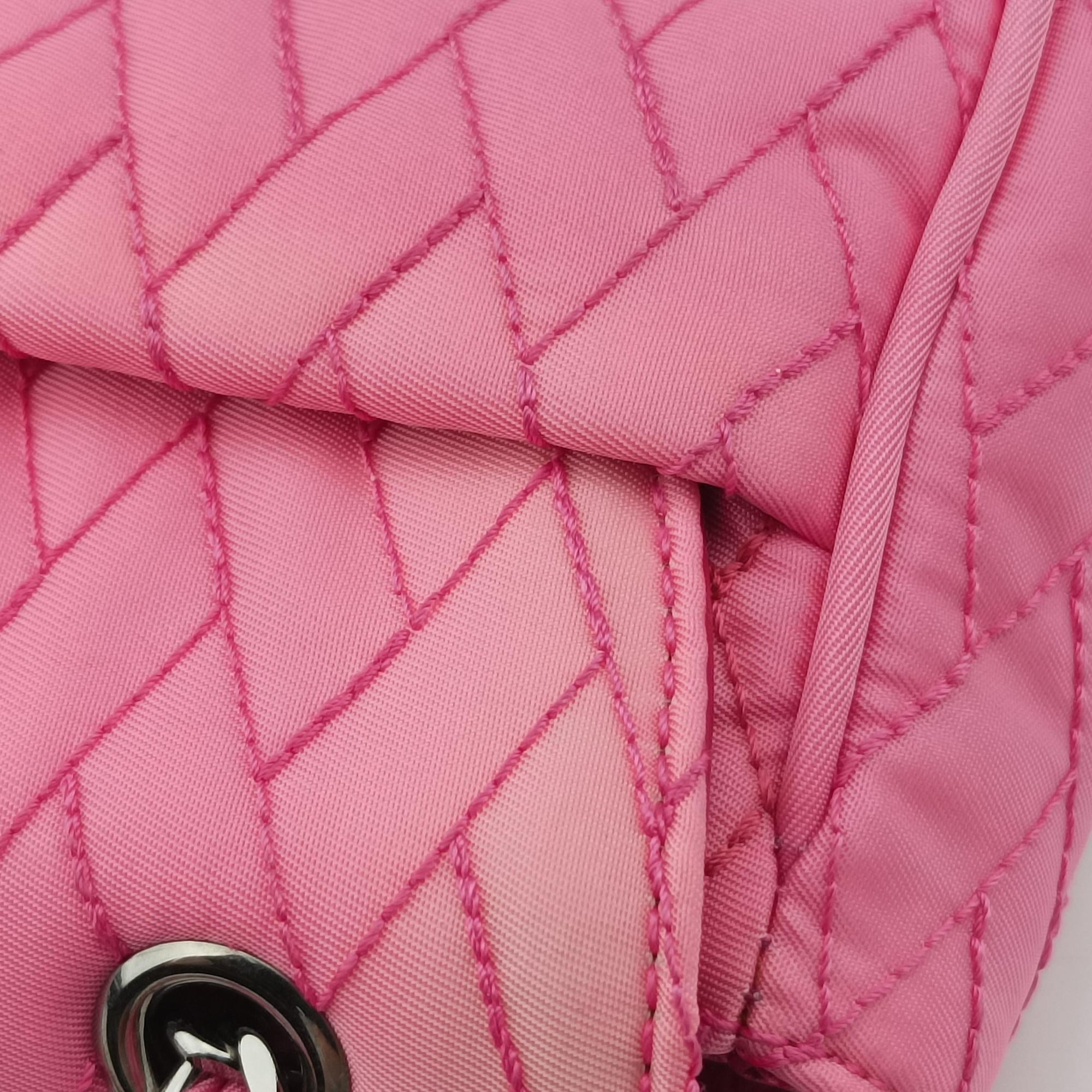 Tessuto Impunture Push Lock Opale nylon 1BD038 194テスート インプントゥーレ プッシュロック オパーレ ナイロン 1BD038 194