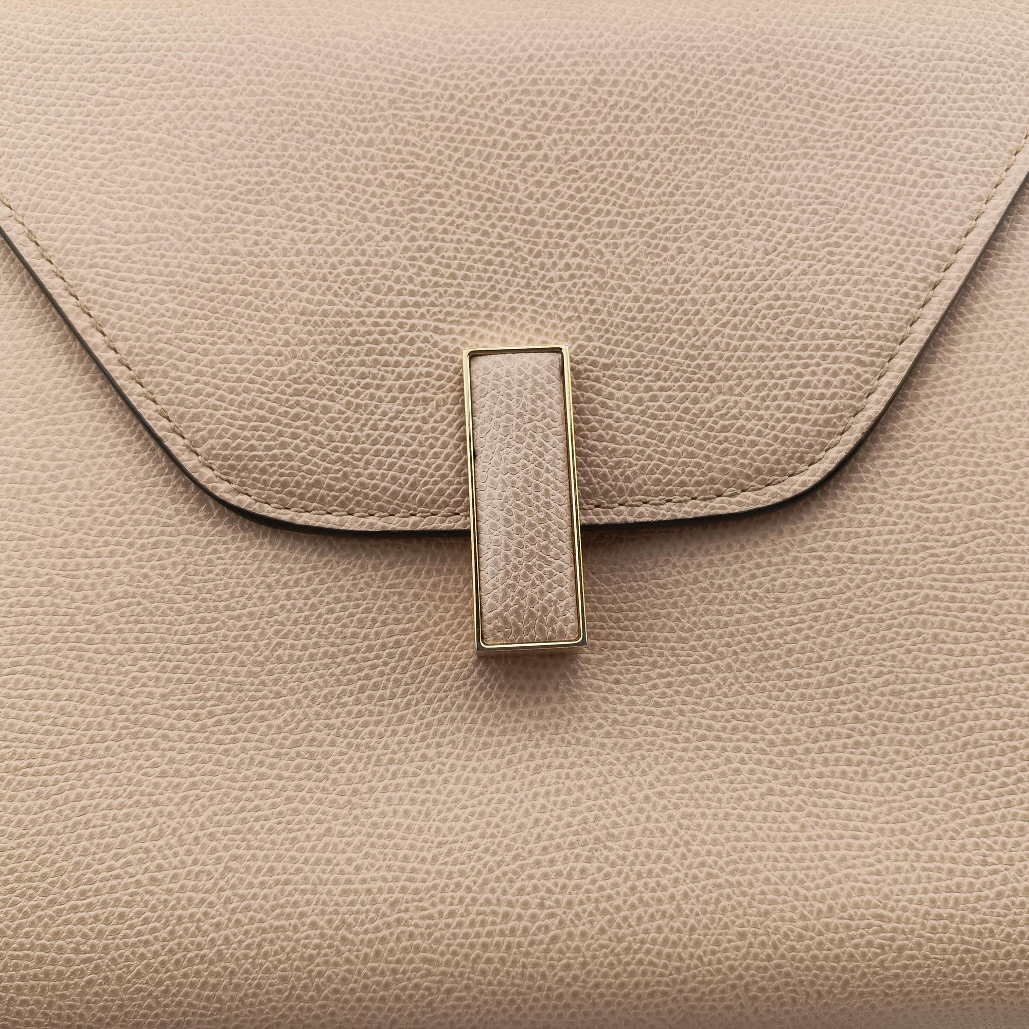 Iside Pink Calfskin N 424946イジィデ ピンク カーフスキン N 424946
