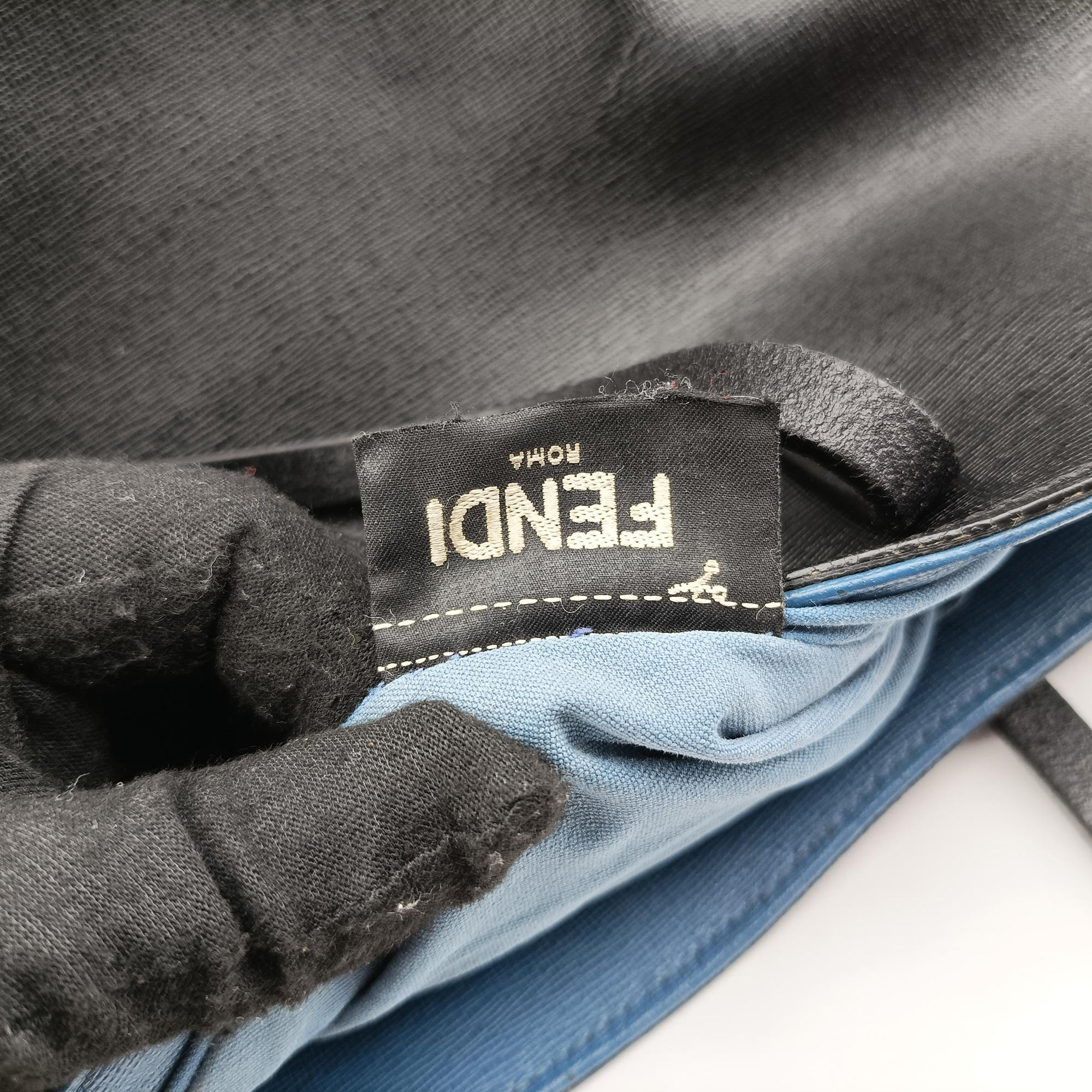 Hollow Tote Black Leather 8BH185 8BH185-1BV-159-0059プリントロールトート ブラック レザー 8BH185 8BH185-1BV-159-0059