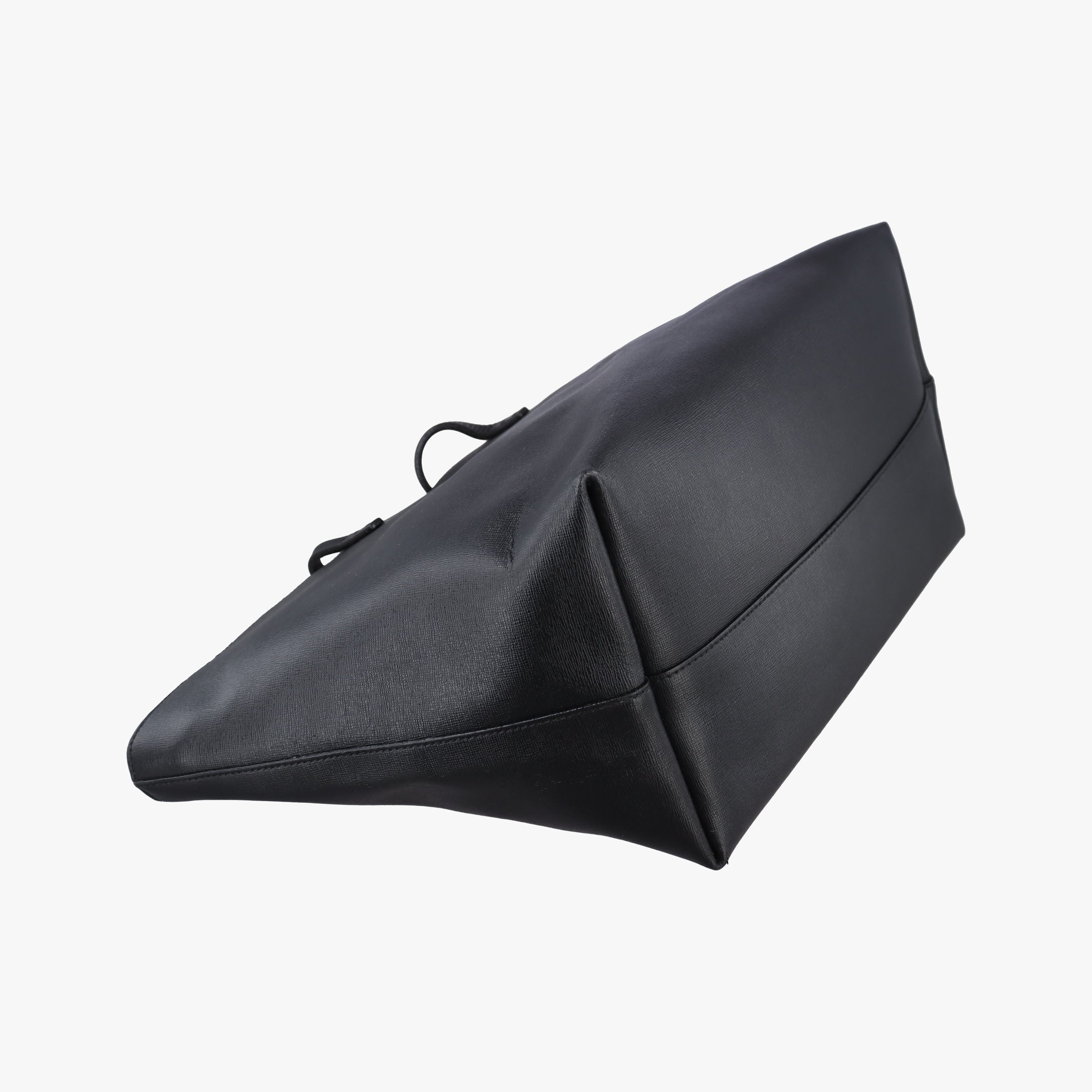 Hollow Tote Black Leather 8BH185 8BH185-1BV-159-0059プリントロールトート ブラック レザー 8BH185 8BH185-1BV-159-0059
