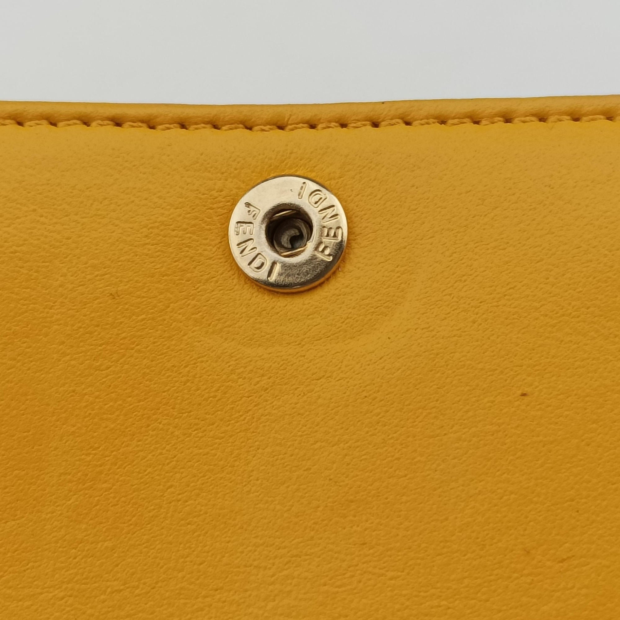 Embossed Logo Yellow lambskin 3M9219 2289-8BM0219-YMY-088エンボス ロゴ イエロー ラムスキン 3M9219 2289-8BM0219-YMY-088