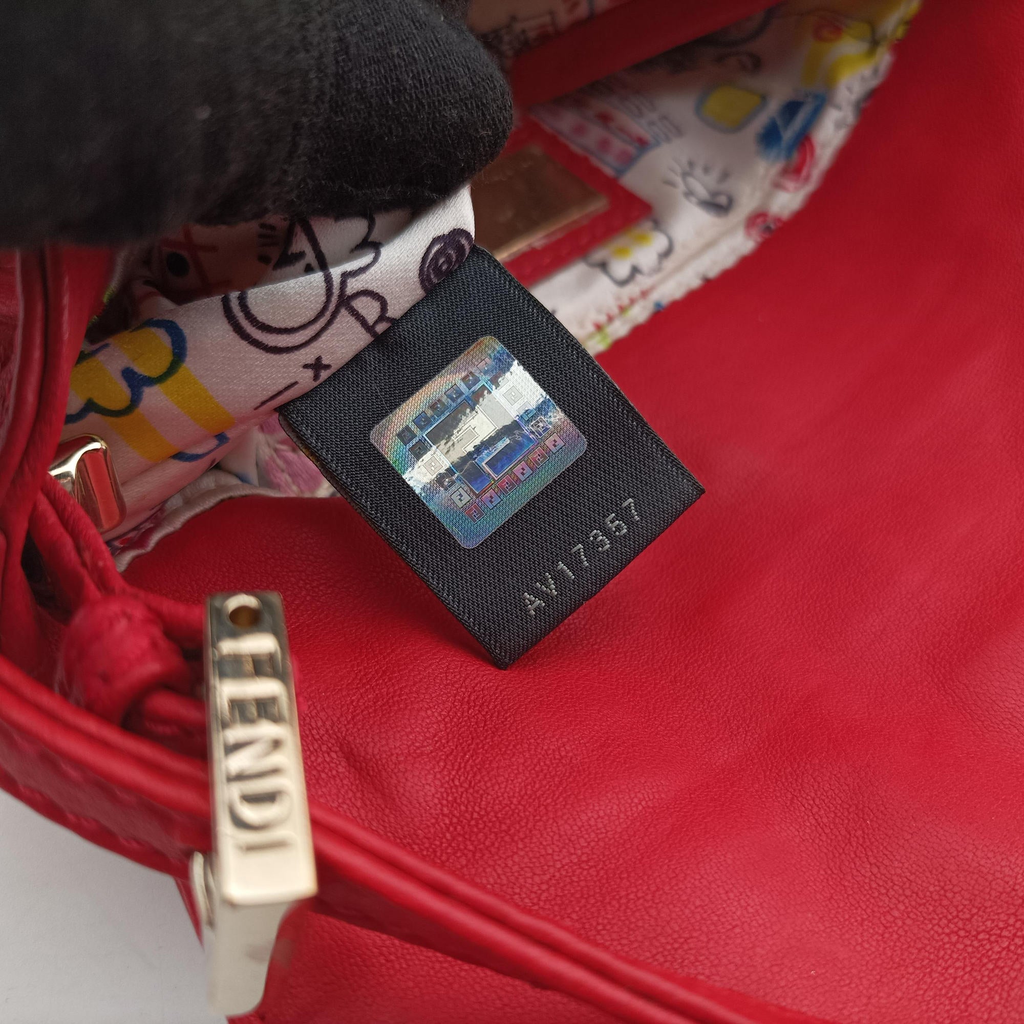 BAGUETTE Red Leather 8BK060 2415-8BK060-YME-088マンマバケット レッド レザー 8BK060 2415-8BK060-YME-088