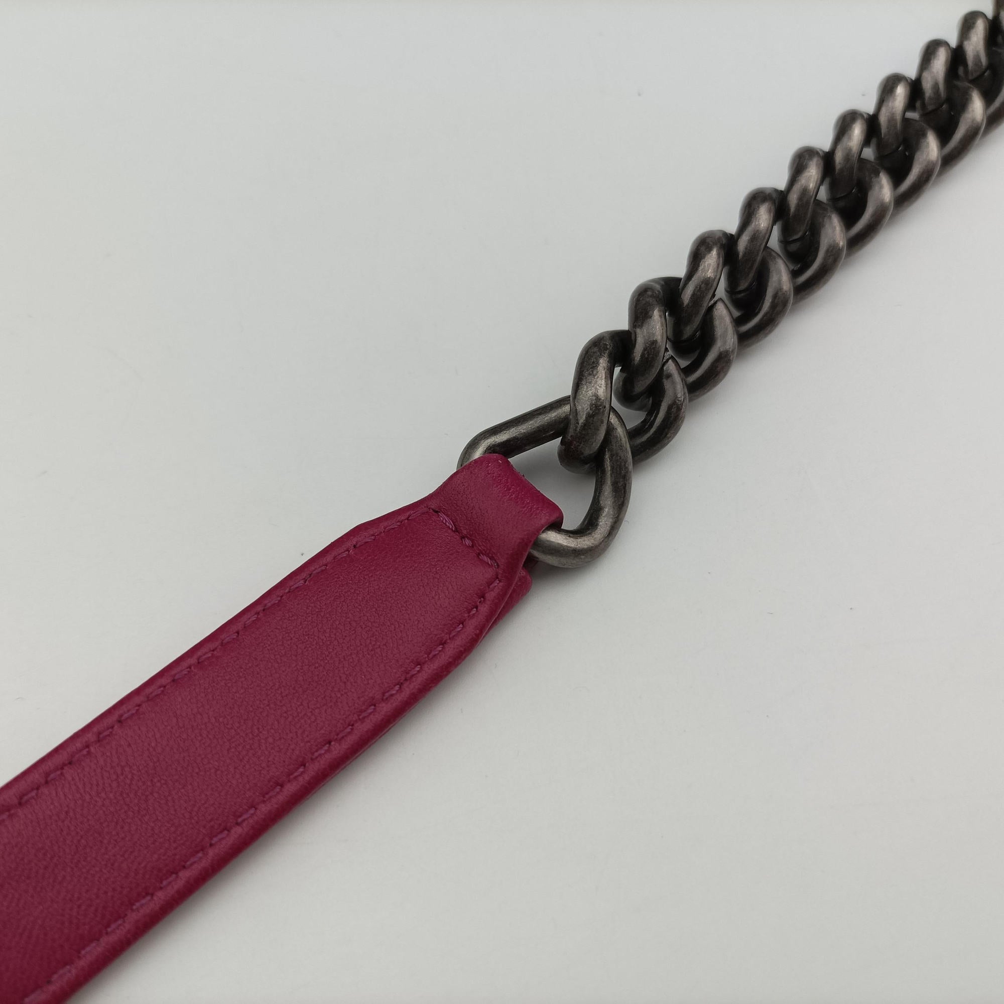 BOY CHANEL Rose velour A67416 17318101ボーイシャネル ローズ レッド ベロア A67416 17318101