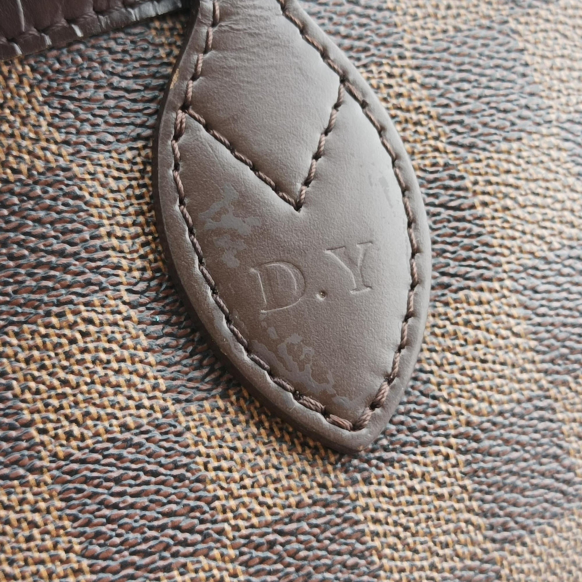 NEVERFULL MM EBENE Damier Canvas N51106 AR0130ネヴァーフルMM エベヌ ダミエキャンバス N51106 AR0130