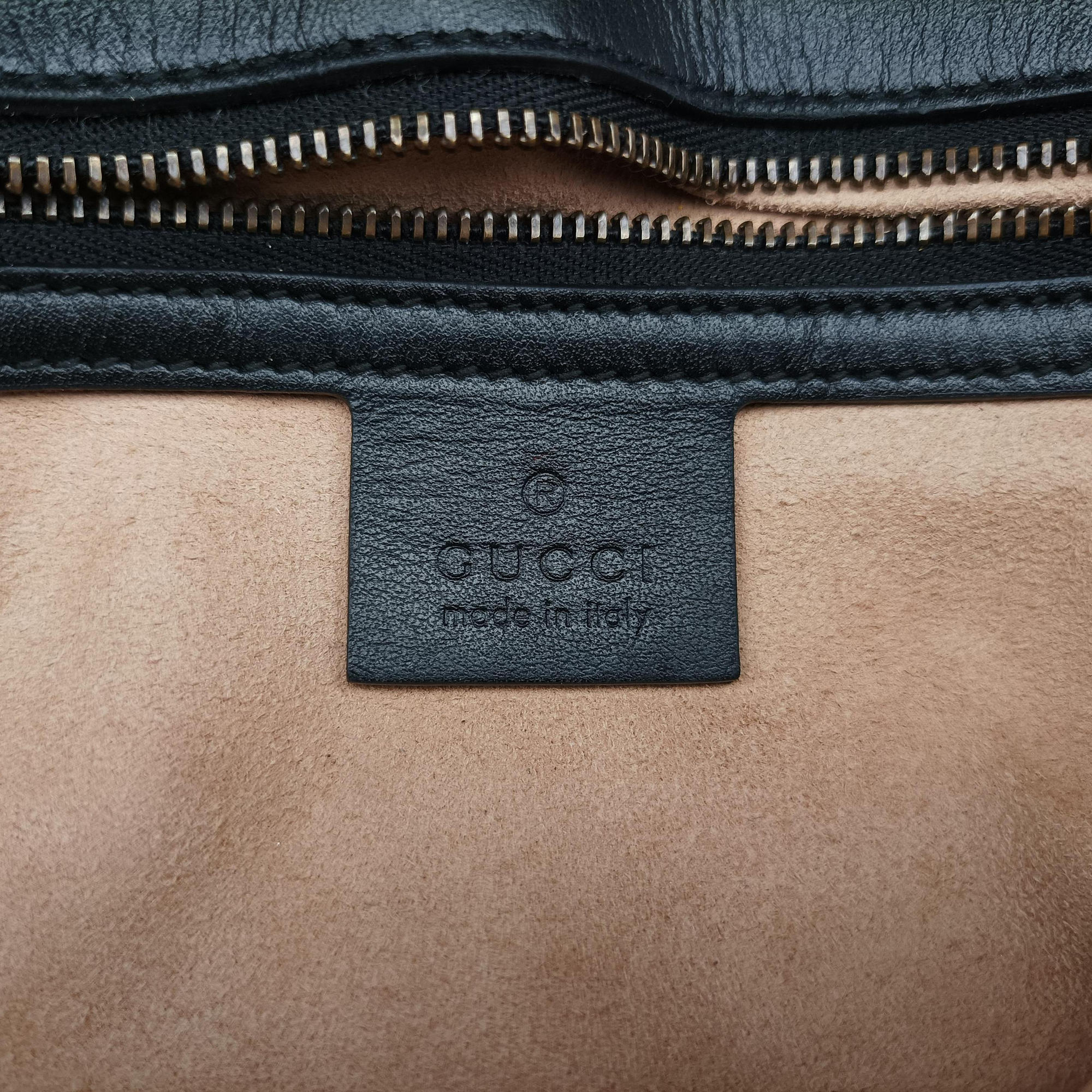 GG Marmont Black Leather 443497 D028585851GGマーモント ブラック レザー 443497 D028585851
