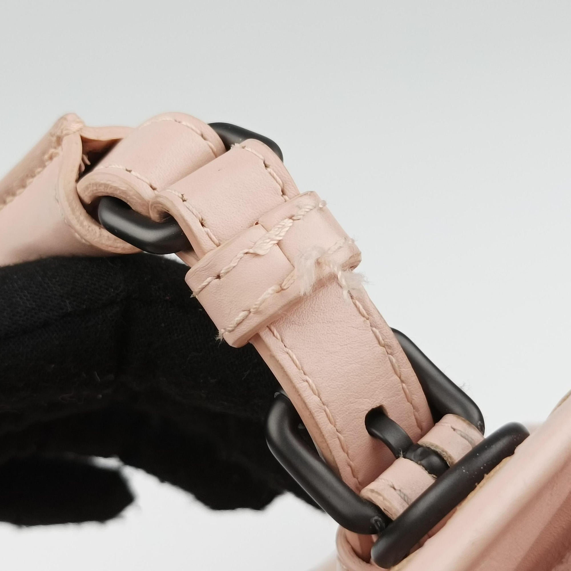 Roma Intrecciato Pink lambskin B04017243Gローマ イントレチャート ピンク ラムスキン B04017243G