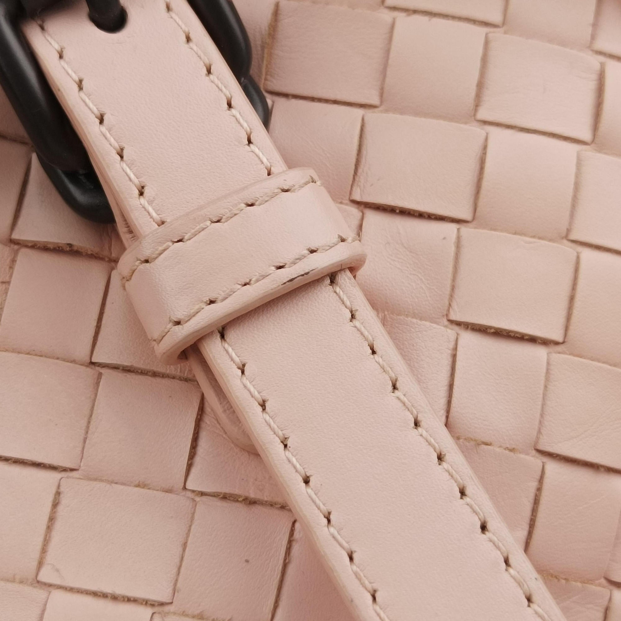 Roma Intrecciato Pink lambskin B04017243Gローマ イントレチャート ピンク ラムスキン B04017243G