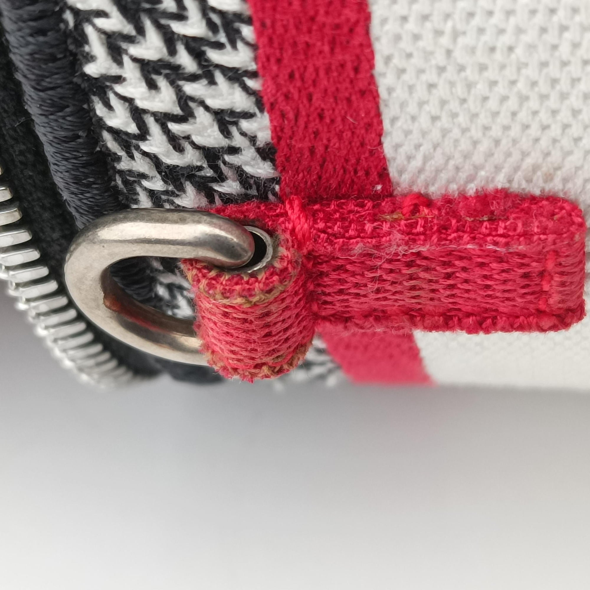 Travel Black × white × red jacquard canvas 50-MA-0251 トラベル ブラック × ホワイト × レッド ジャガードキャンバス 50-MA-0251