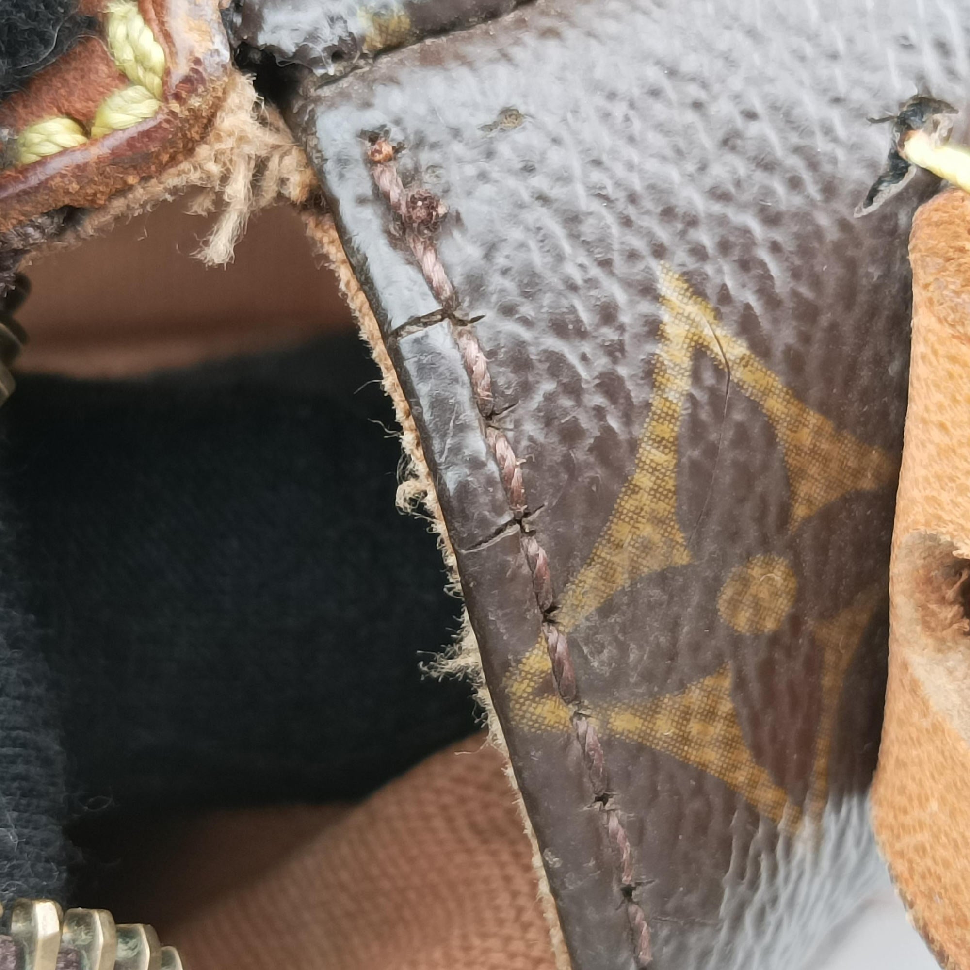 TULUM GM Brown Monogram Canvas M40075 MB2067トゥラムGM モノグラム/ブラウン モノグラムキャンバス M40075 MB2067