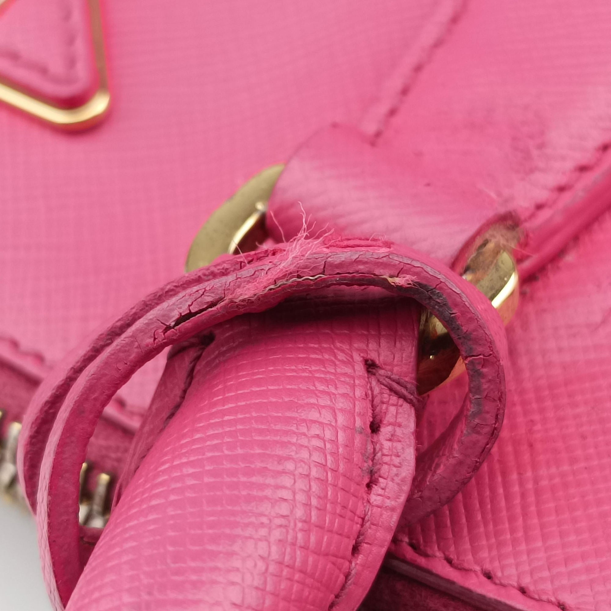Galleria Rose SAFFIANO Leather BN1786 154ガレリア ローズ レッド サフィアーノレザー BN1786 154