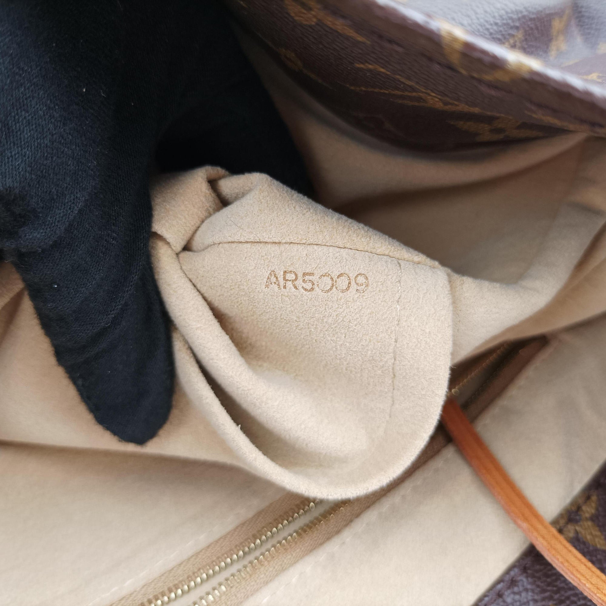 ARTSY GM Brown Monogram Canvas M40259 AR5009アーツィーGM モノグラム/ブラウン モノグラムキャンバス M40259 AR5009