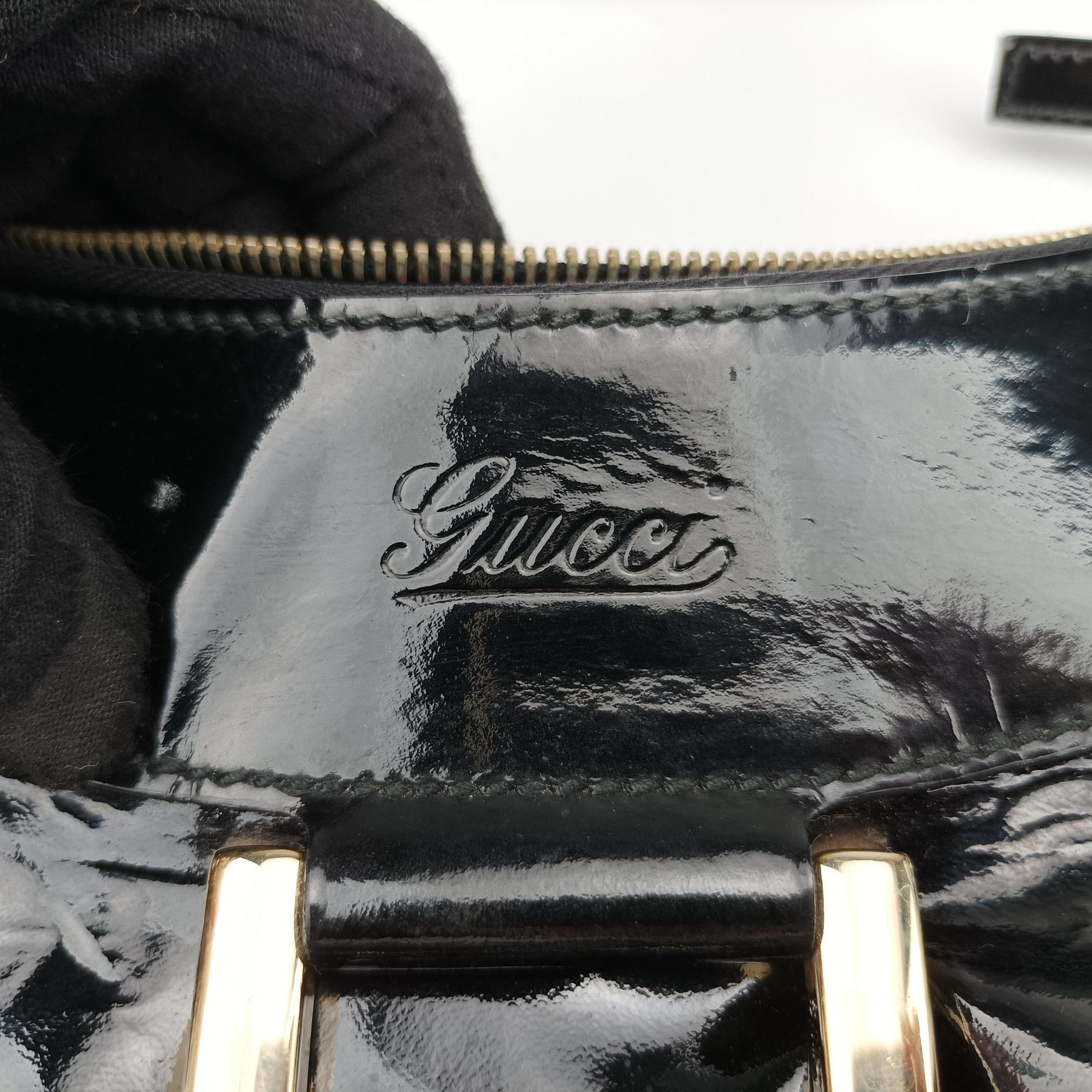 Abbey D-ring Hobo Black Patent 189833 A3387422アビー Dリング ホーボー ブラック パテント 189833 A3387422