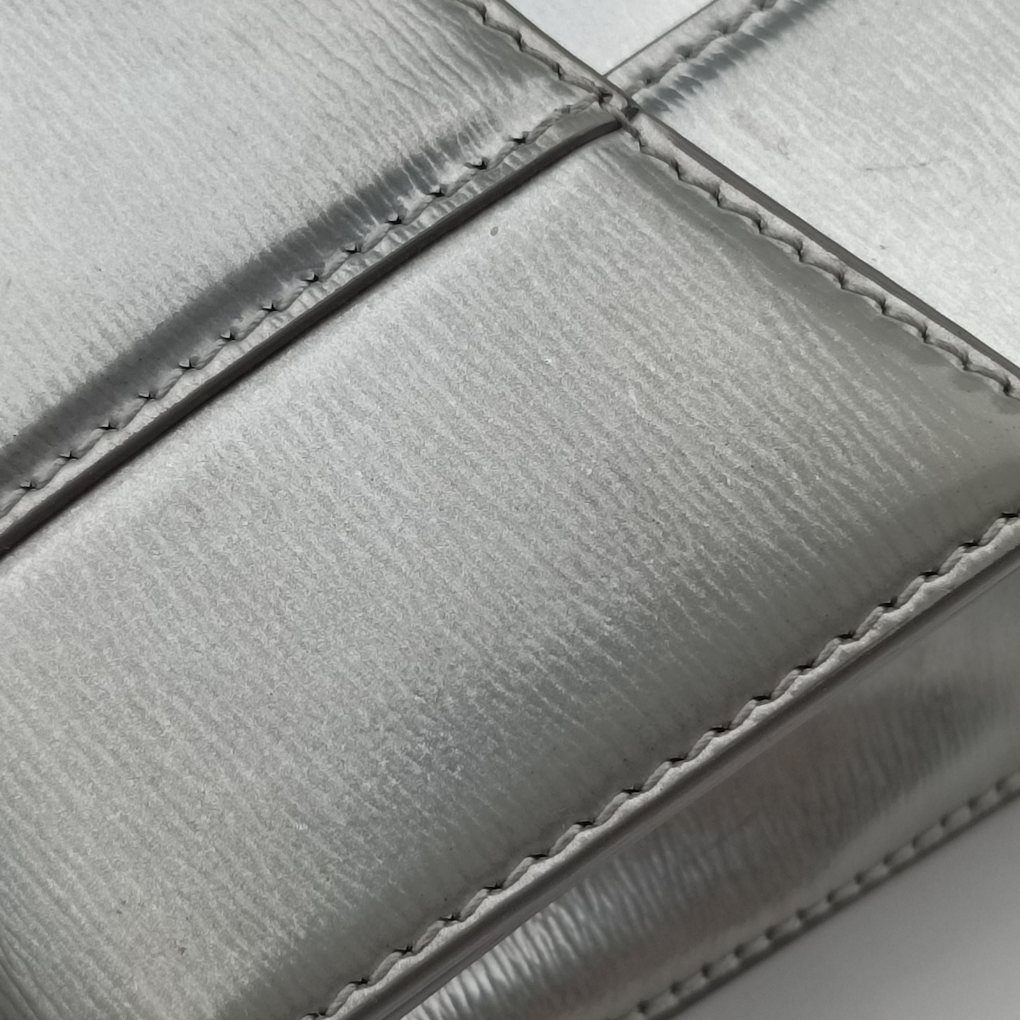 Hourglass XS Silver leather 592833.8110.V.535289アワーグラス XS シルバー レザー 592833.8110.V.535289