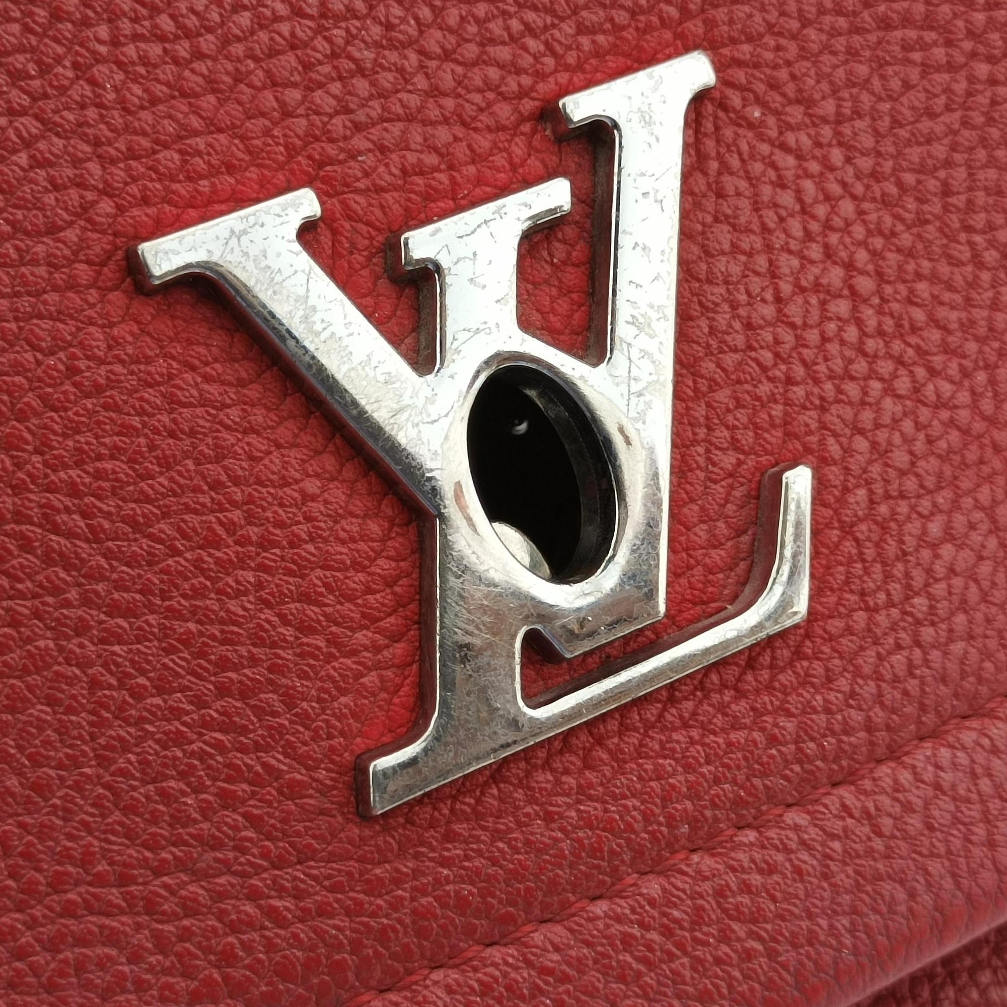 Lock Me II BB Ruby Leather M51202 DU3155ロックミーII BB ルビー レザー M51202 DU3155