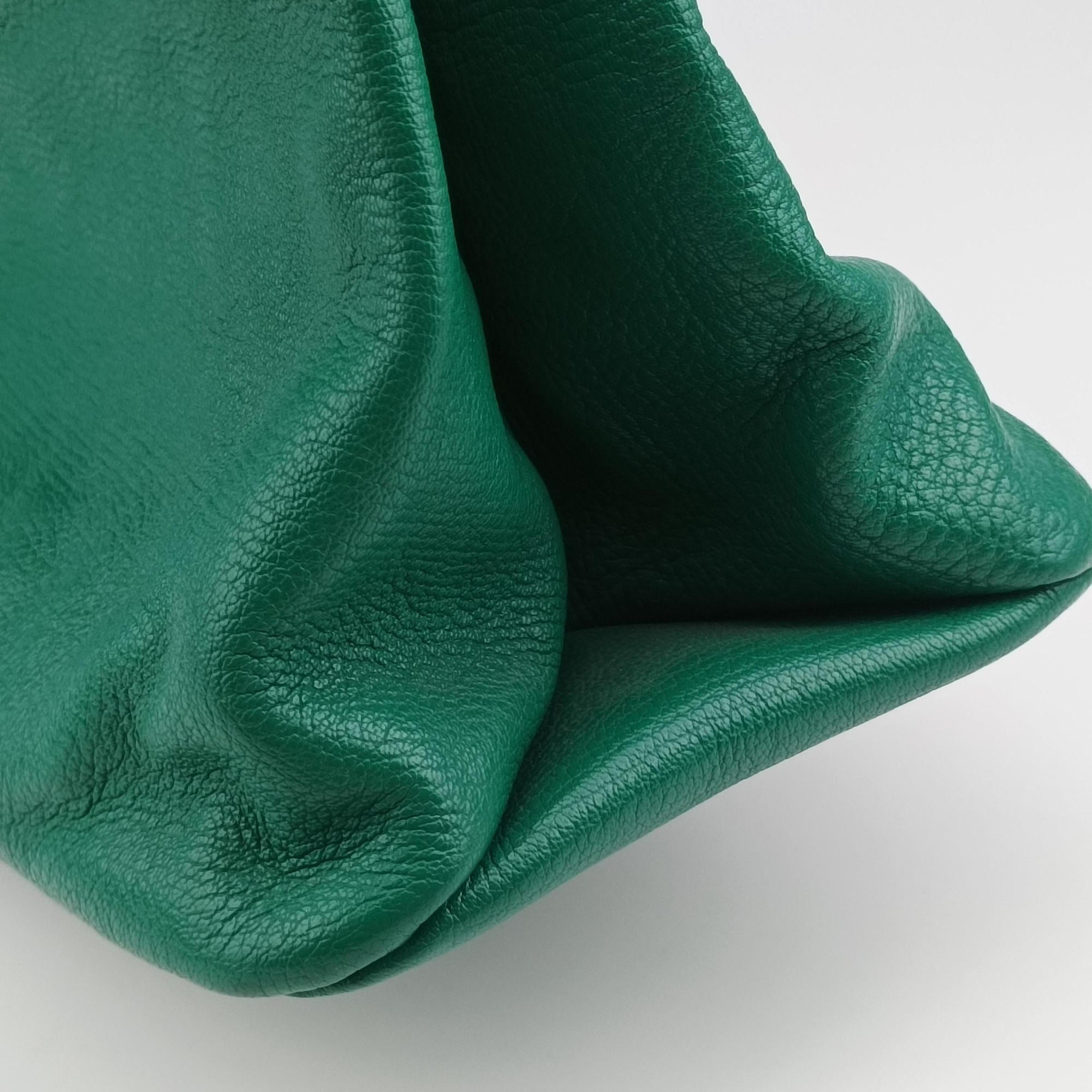Vitello Caribu Green Leather RN0620 53ヴィッテロ カリブ グリーン レザー RN0620 53