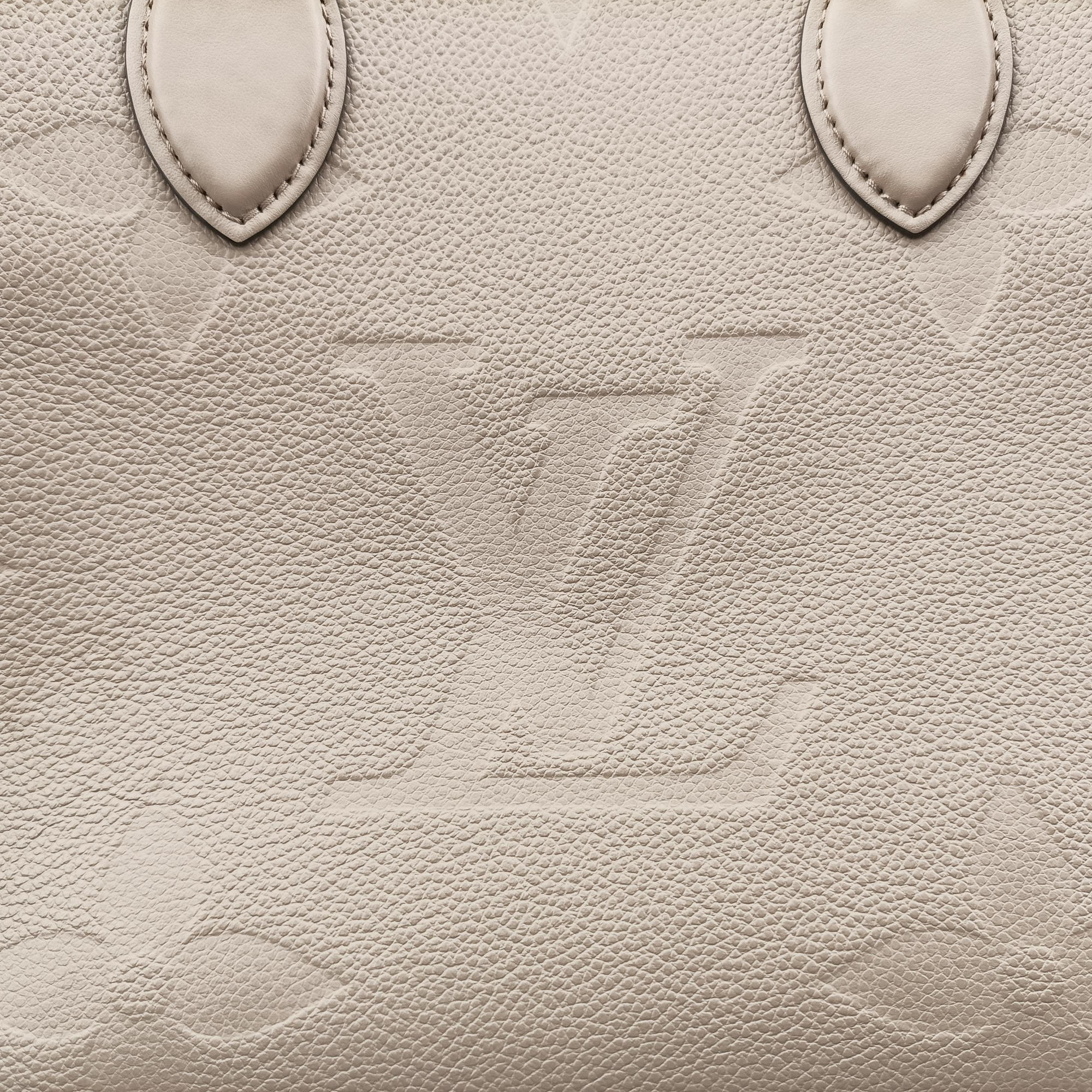 OntheGo MM Beige Monogram Empreinte M45607 IC ChipオンザゴーMM ベージュ系 モノグラム アンプラント M45607 ICチップ