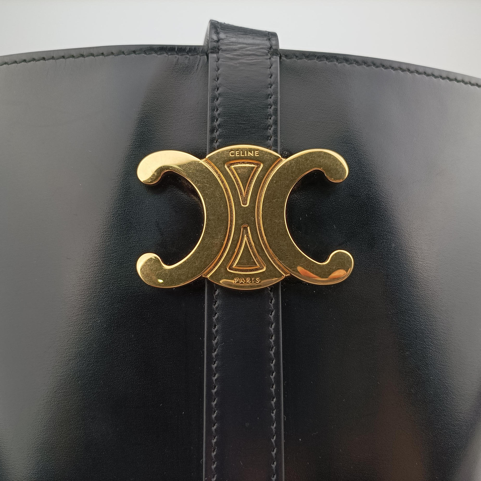 Small Bucket Cuir Triomphe Black Smooth Calfskin 110423 F-RG-1272スモールバケット トリオンフ ブラック スムースカーフスキン 110423 F-RG-1272