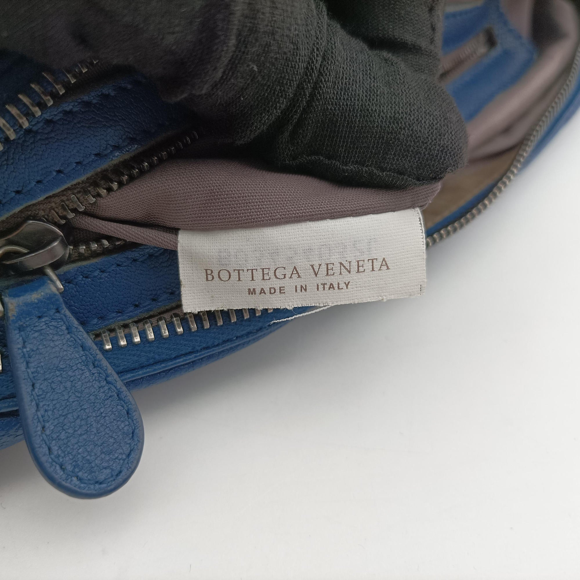 Intrecciato Blue lambskin B03454032Lイントレチャート ブルー ラムスキン B03454032L