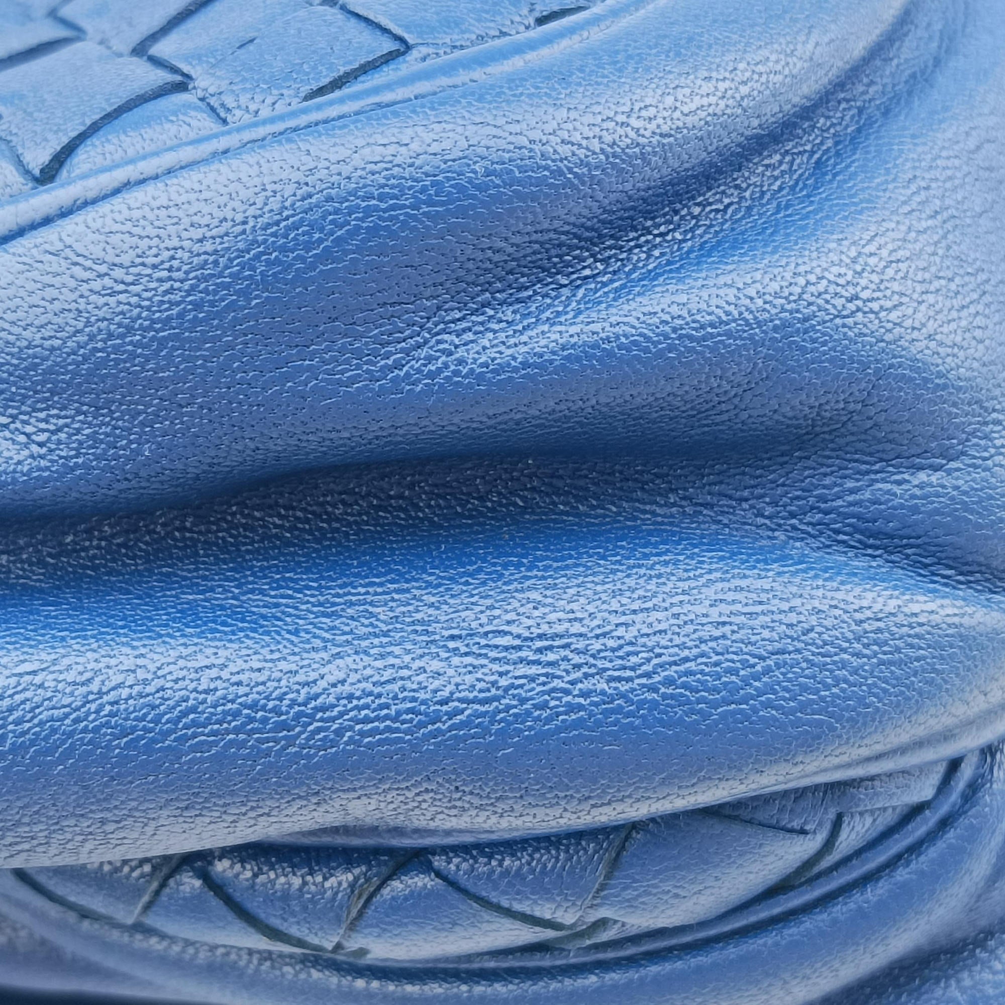 Intrecciato Blue lambskin B03454032Lイントレチャート ブルー ラムスキン B03454032L