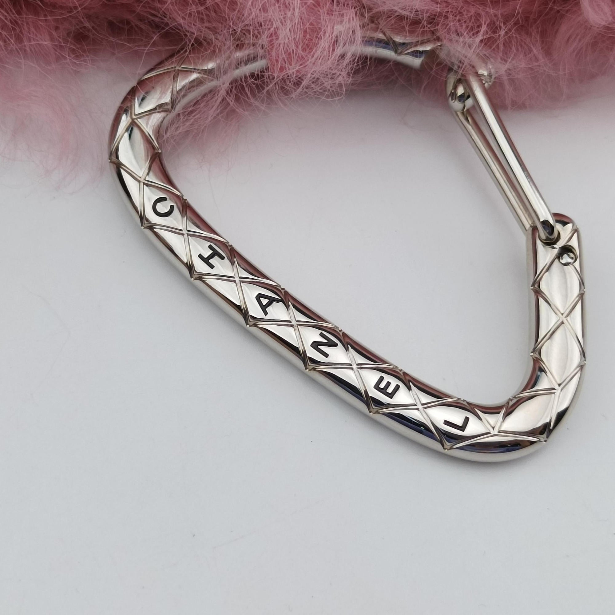 Shearling CC Hook Card Holder Pink wool AP2397 31607906シアリングCCフックカードホルダー ピンク ウール AP2397 31607906