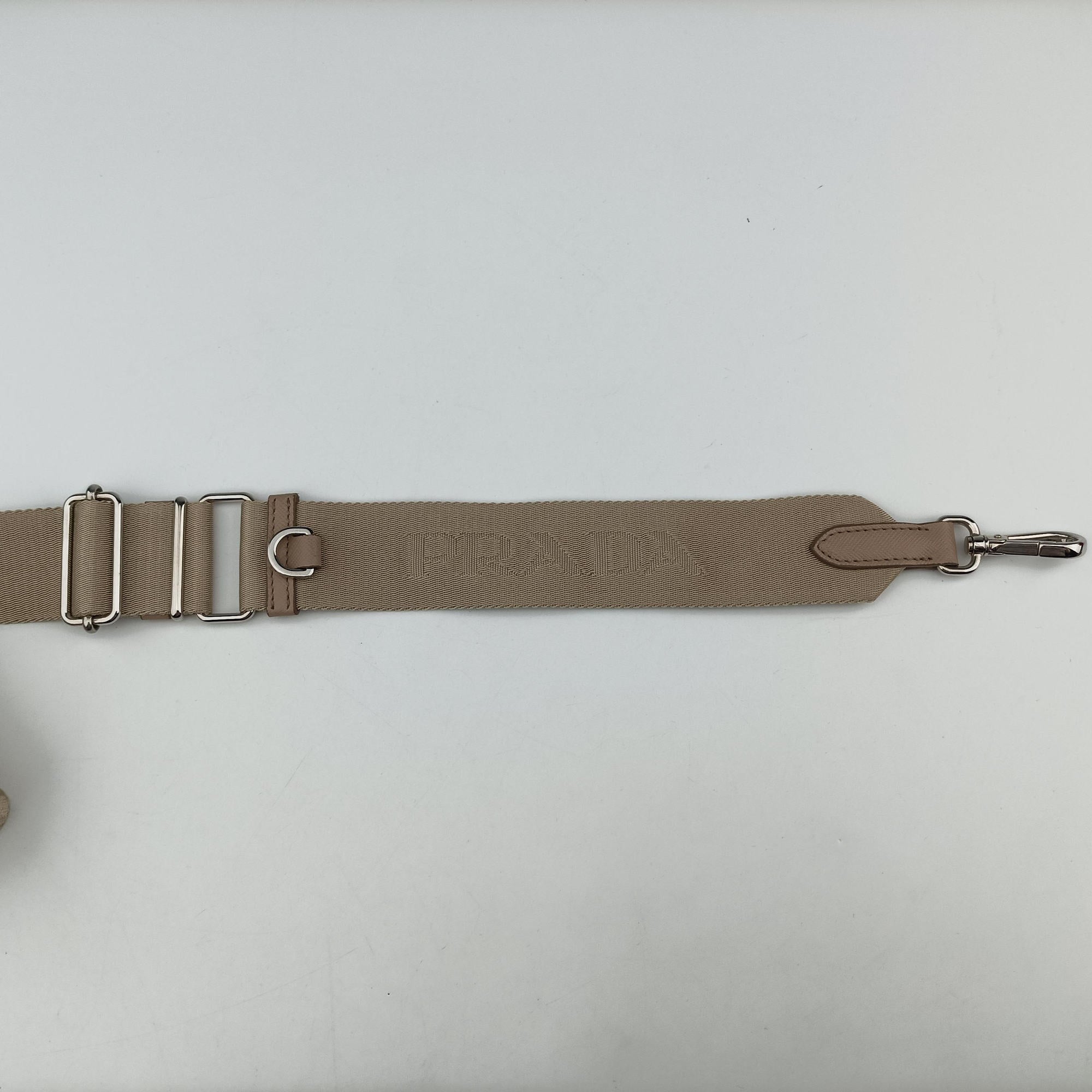 Re-Edition 2005 Re-Nylon Beige nylon 1BH204 180/Gリエディション 2005 リナイロン ベージュ ナイロン 1BH204 180/G